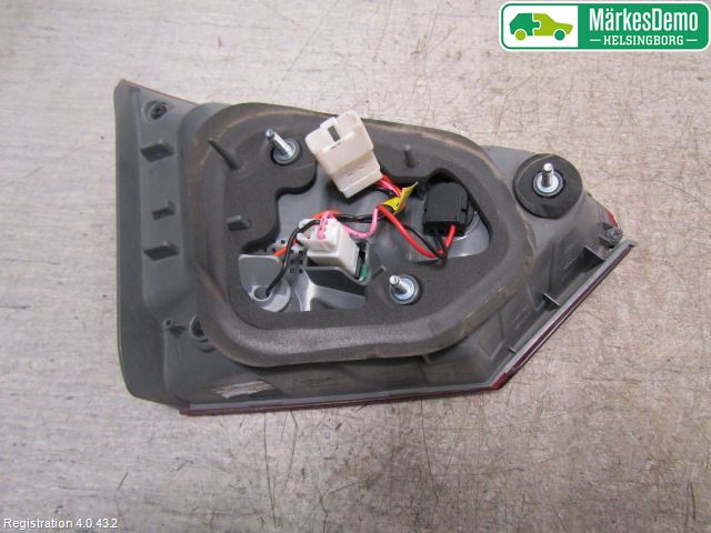 Hyundai i40 08-15 Bakljus Lucka Hö