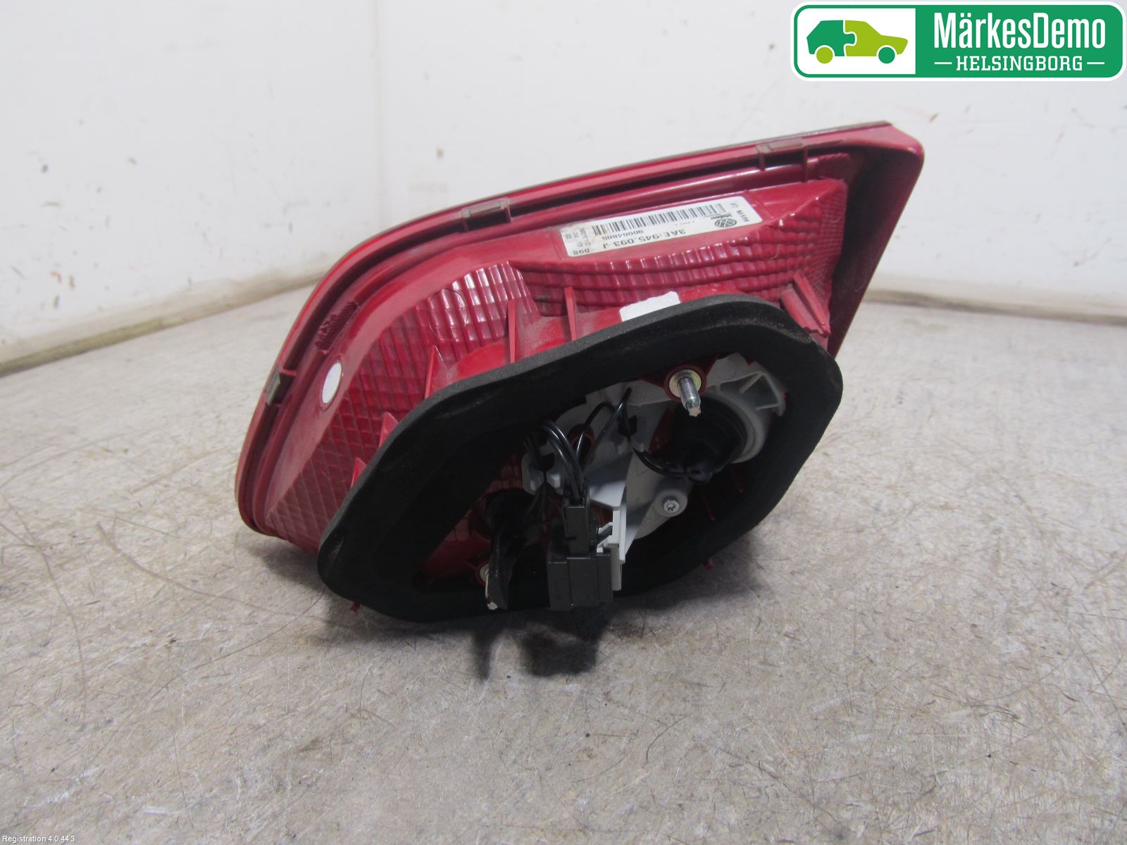 Volkswagen VW PASSAT 11-14 Bakljus Lucka Vä