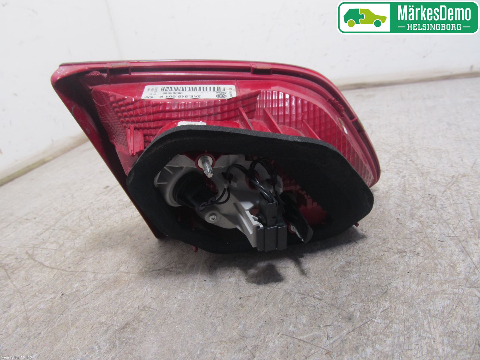 Volkswagen VW PASSAT 11-14 Bakljus Lucka Hö