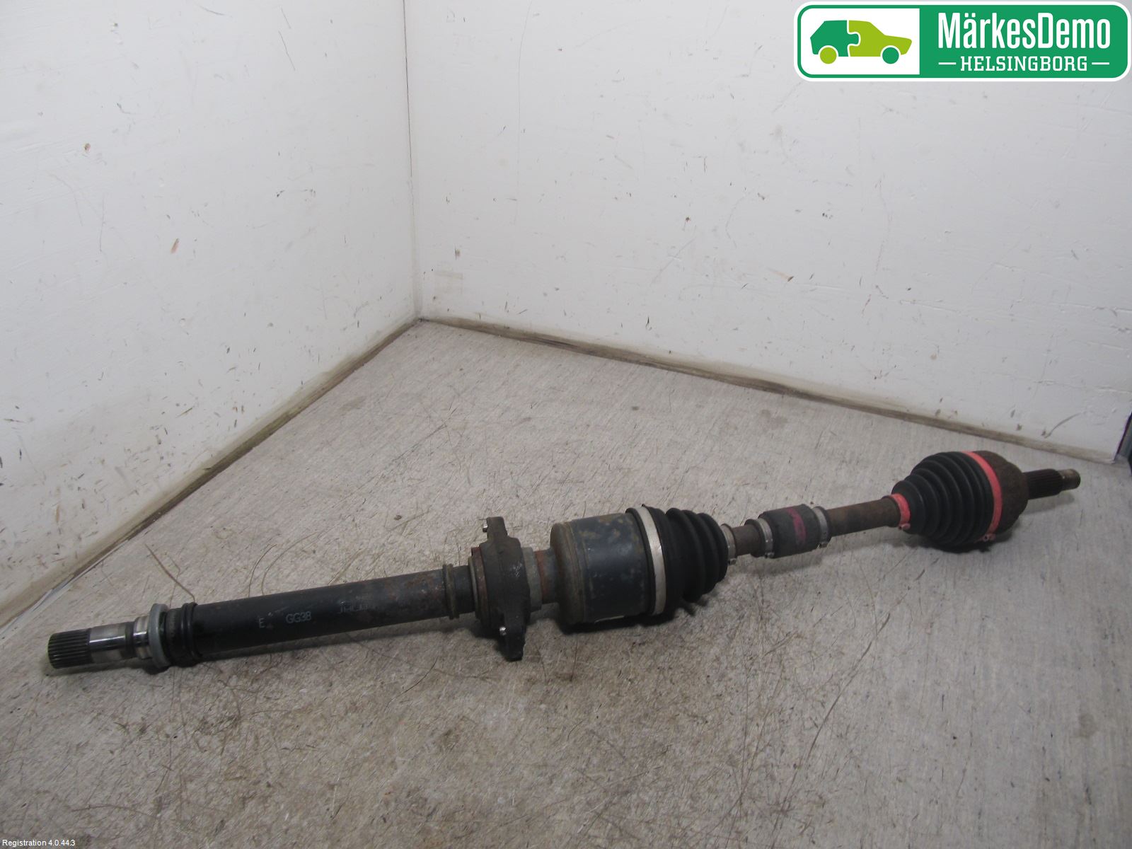 Mazda 5 10-18 Drivaxel Fram Höger