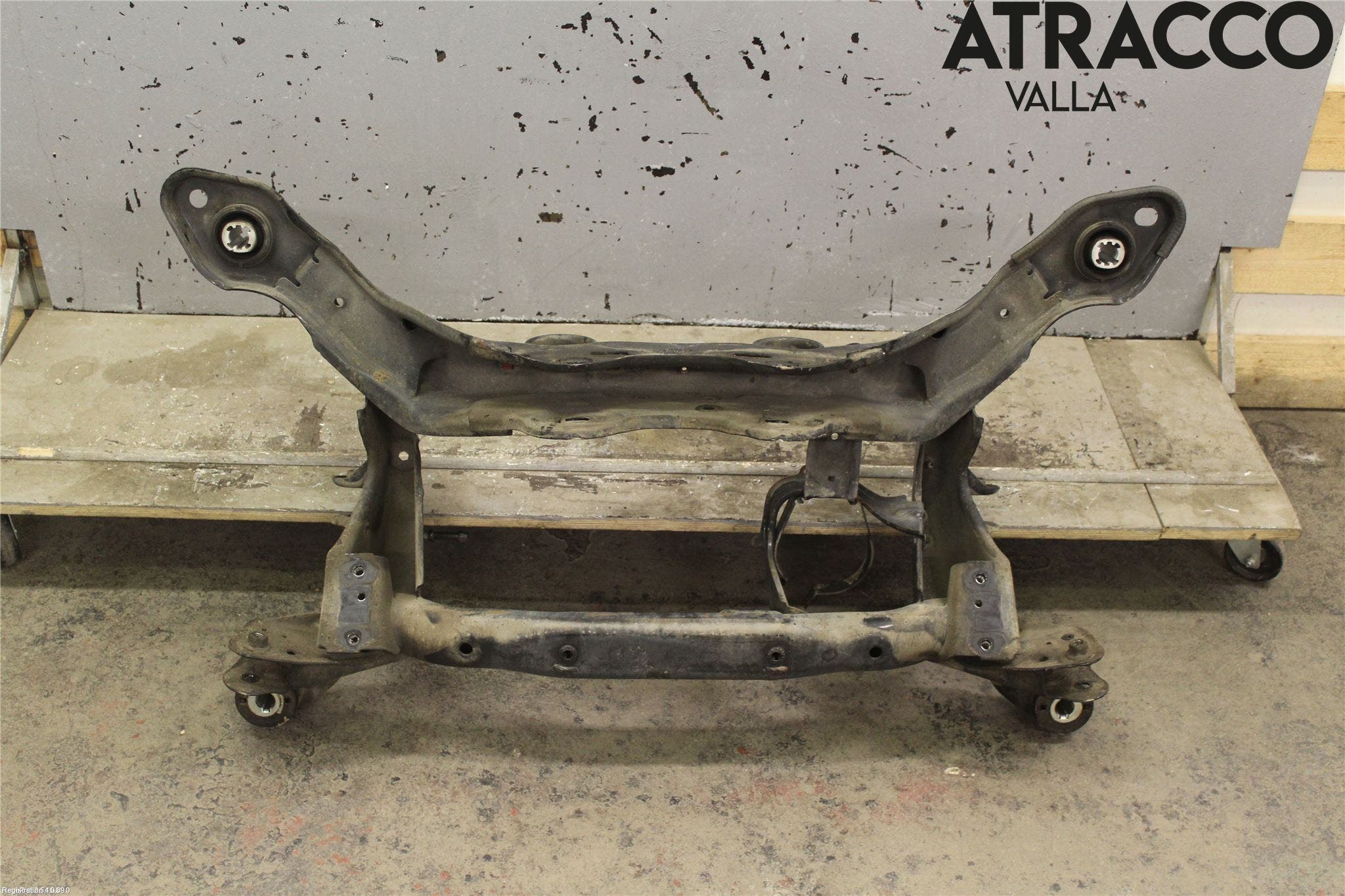 Volvo XC70 14-16 Bakaxelbalk