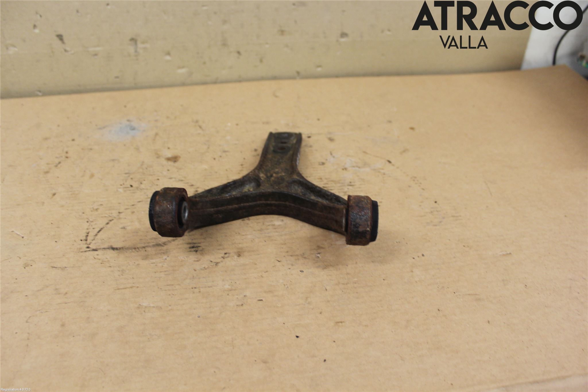 Alfa SPIDER Bärarm Bak Övre Vänster