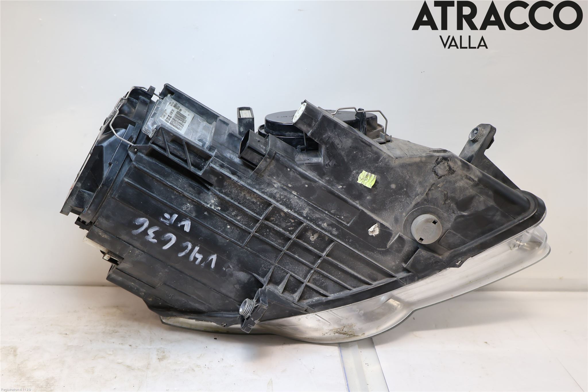 Volkswagen VW PASSAT 05-11 Strålkastare Vänster