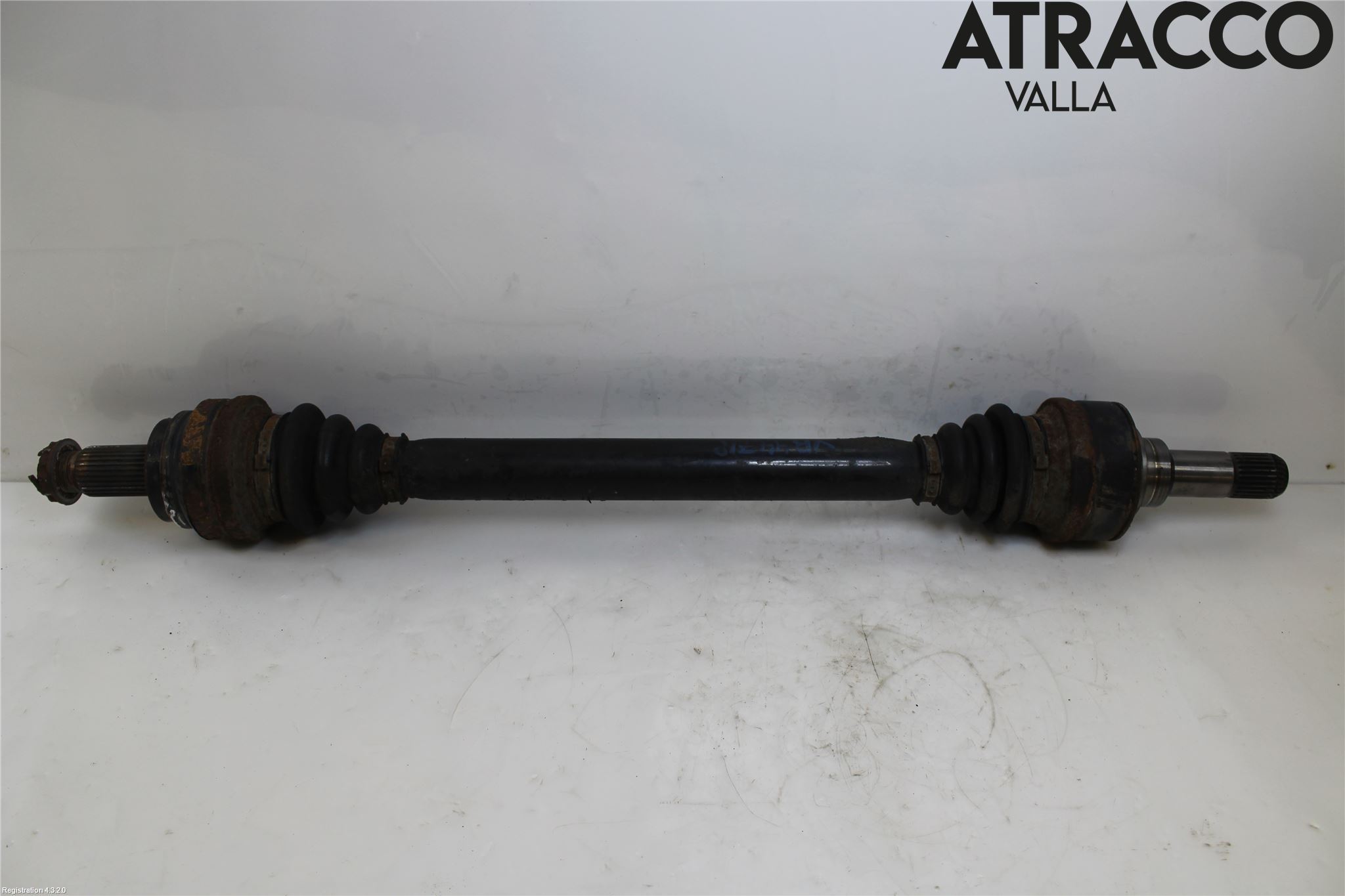 BMW 5 F10/F11/F18 09-17 Drivaxel Bak Vänster