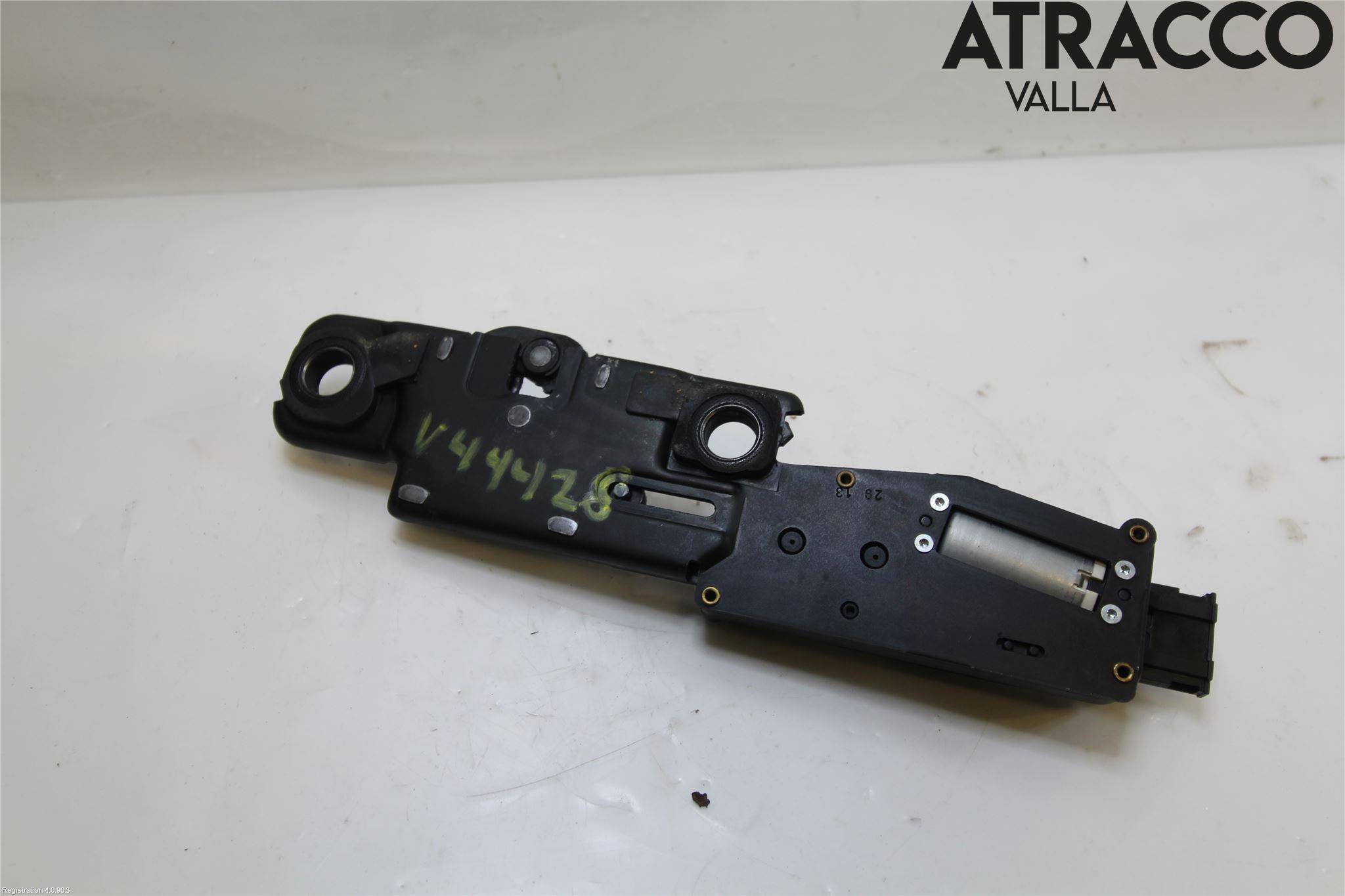 Audi A6 ALLROAD 12-18 Lås-Bakluckelås