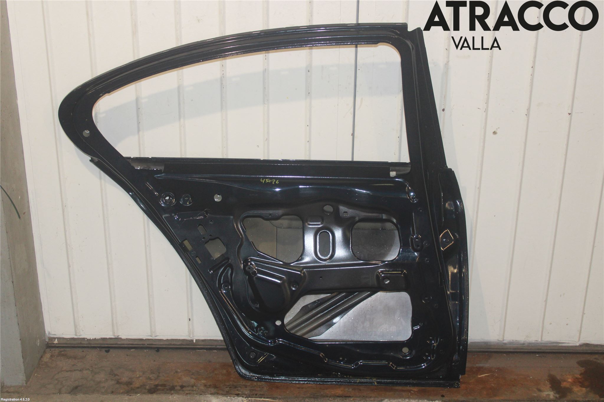 BMW 5 F10/F11/F18 09-17 Dörr Bak Vänster