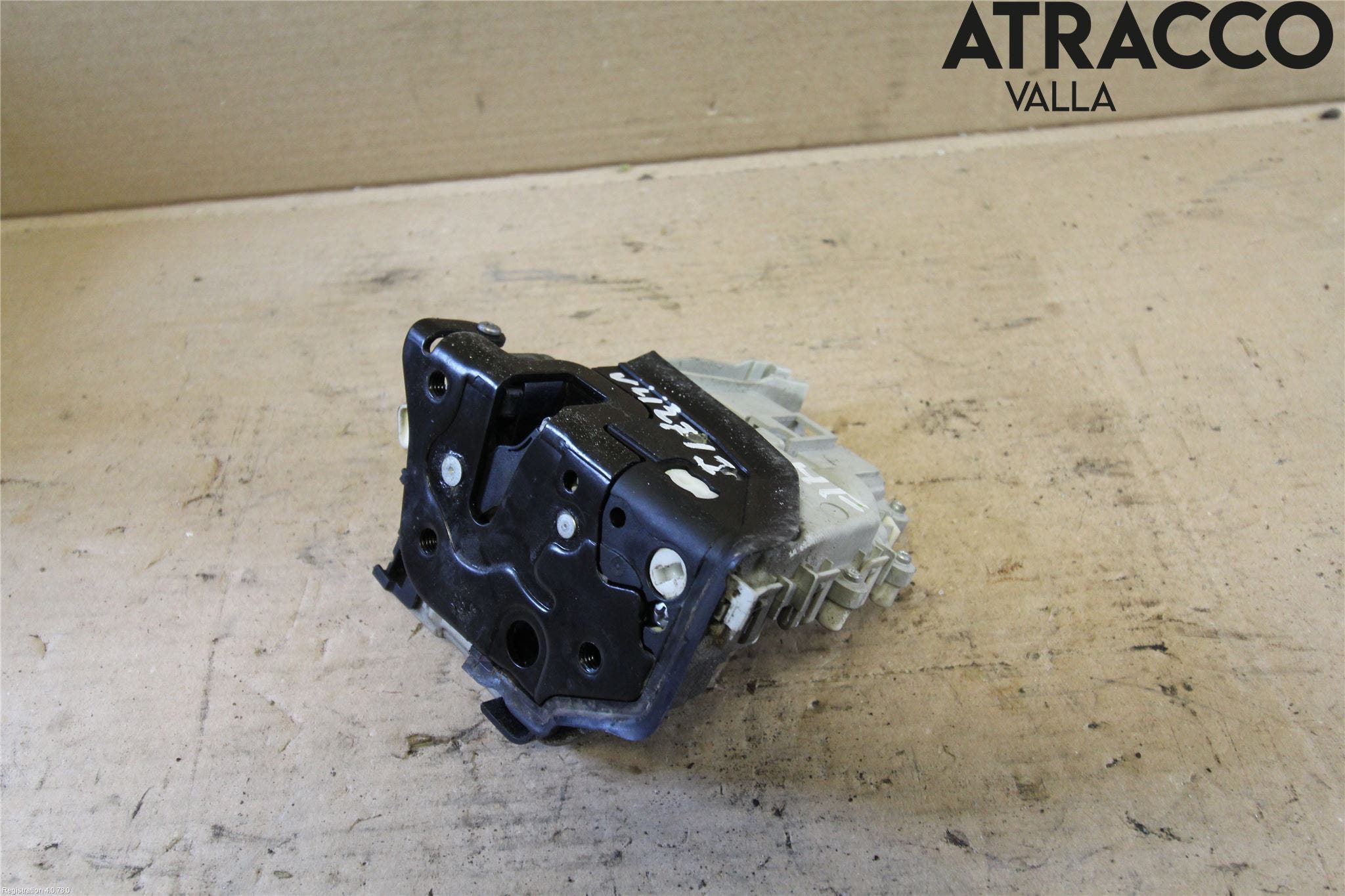 Audi A4/S4 08-11 Låskista-Dörrlås