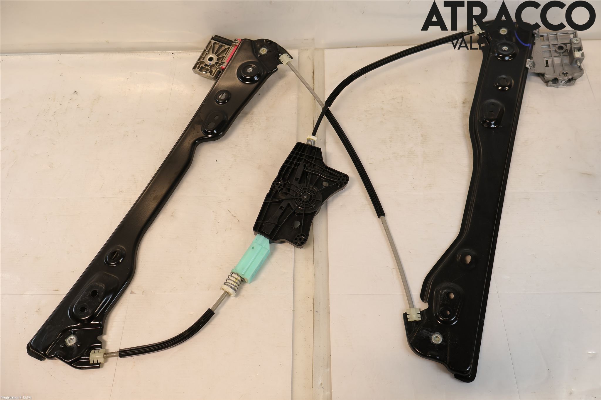 Tesla MODEL Y 21- Fönsterhissmekanism