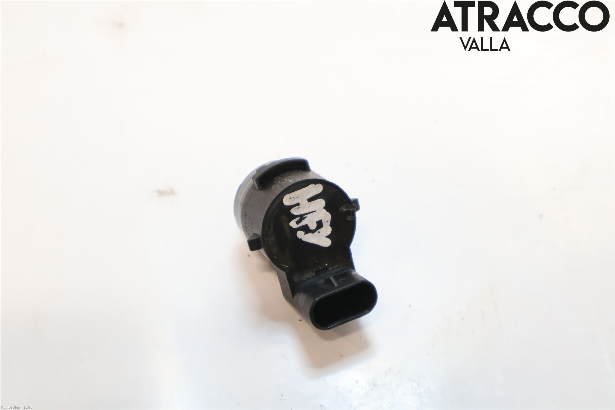 Volkswagen VW TOURAN 16- Parkeringshjälp Frontsensor