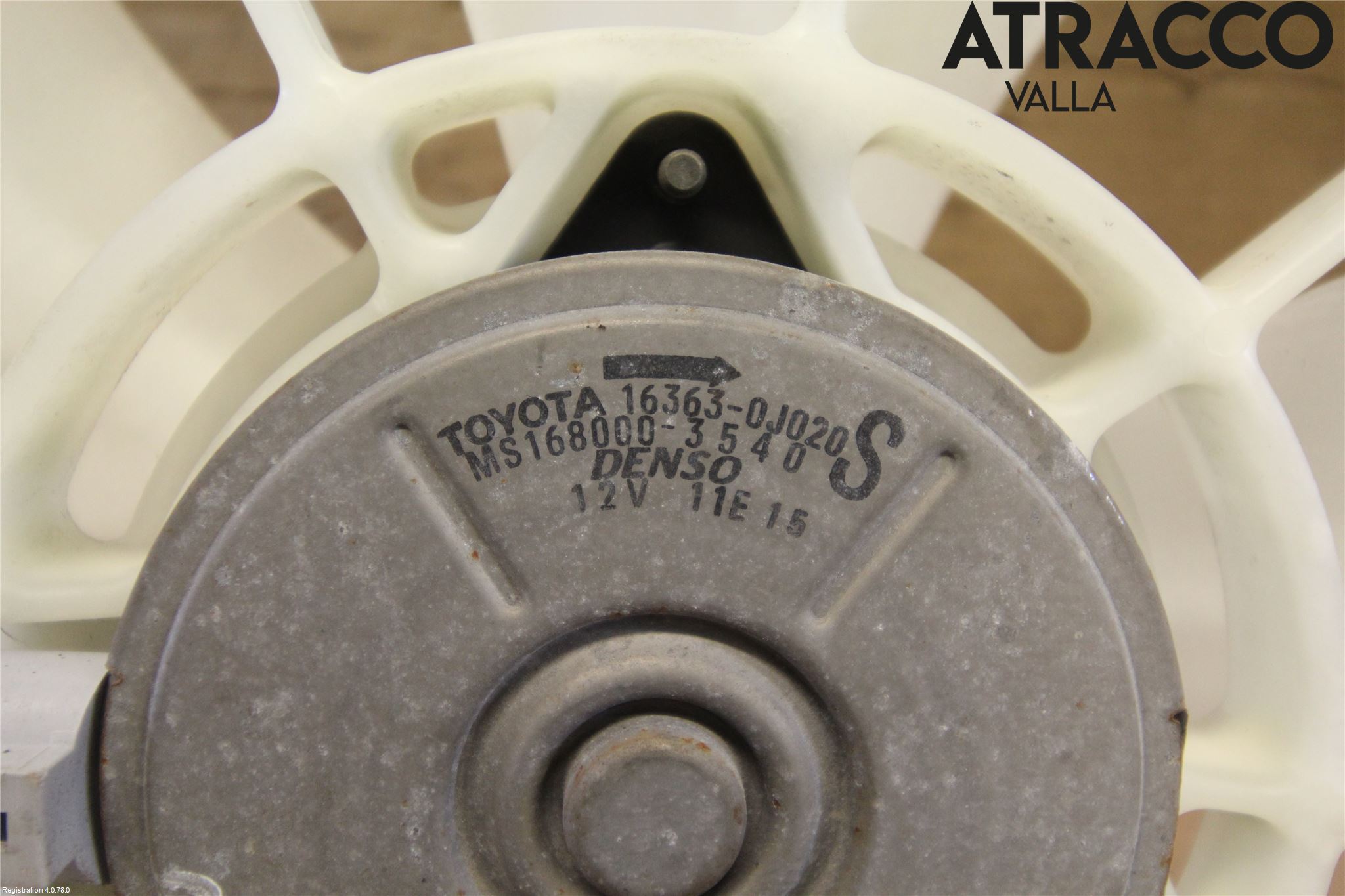 Toyota COROLLA 02-07 Kylfläkt El