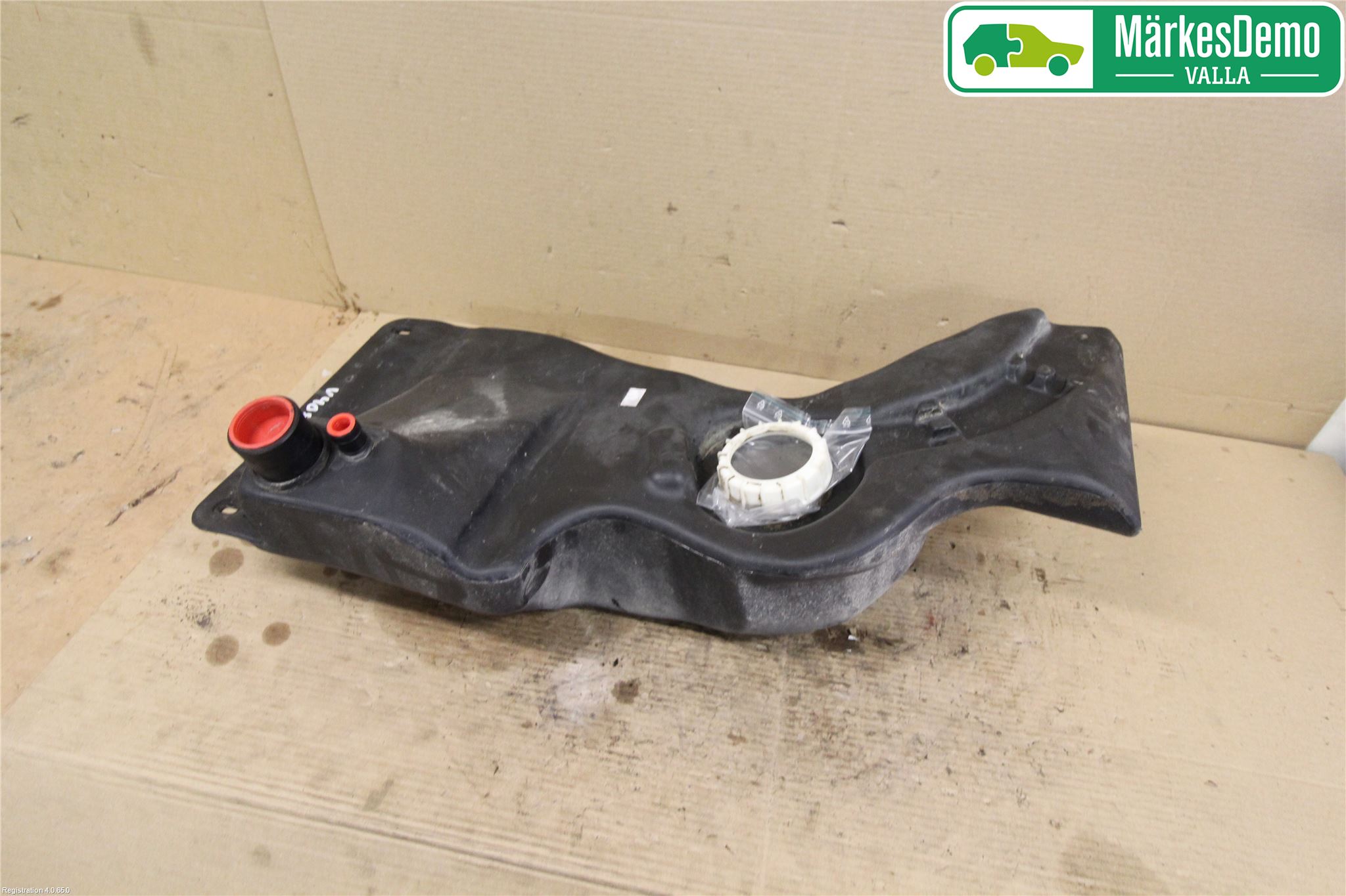 Mopedbil Aixam AIXAM CROSSLINE Bränsletank