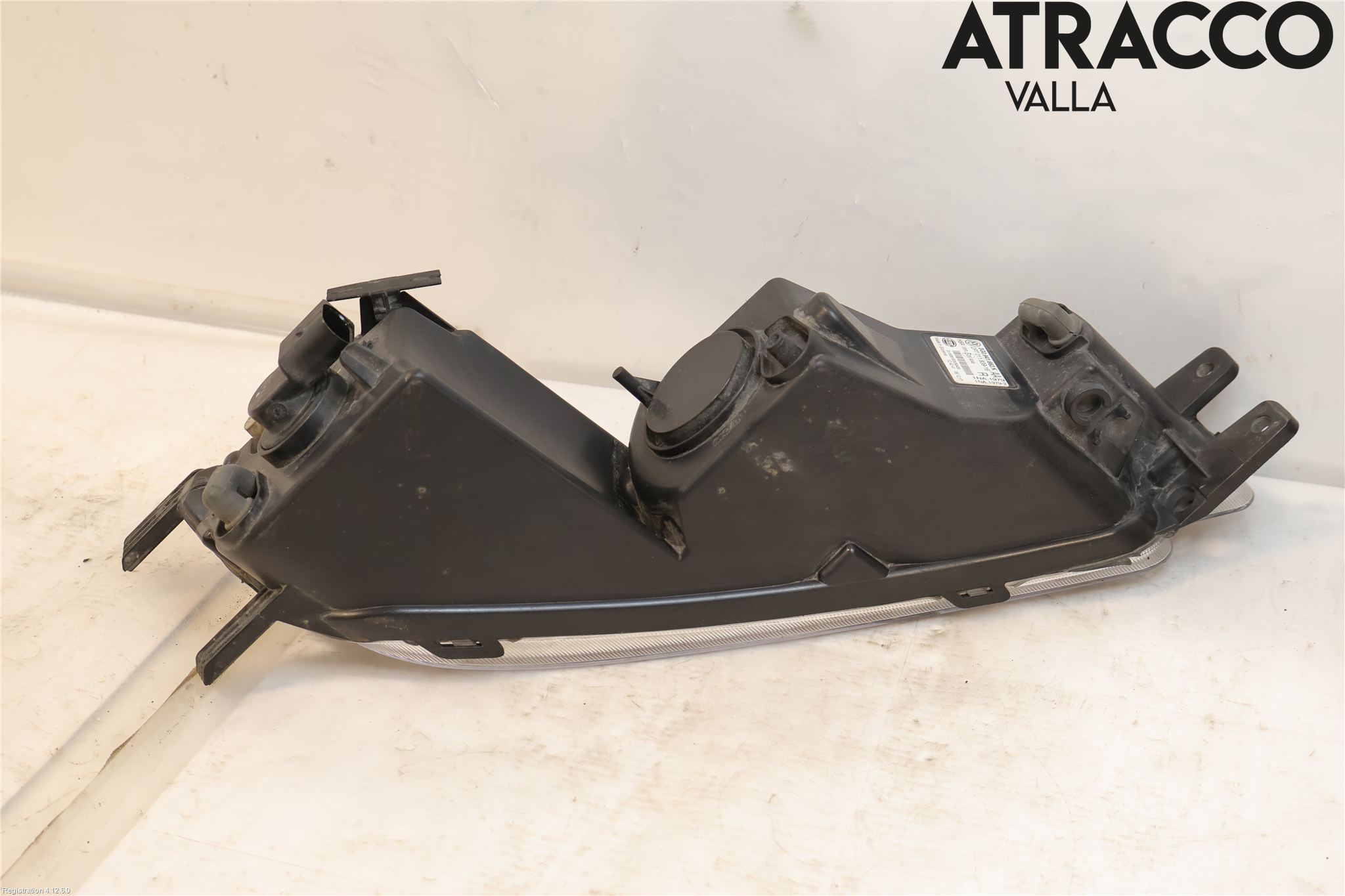 Volkswagen VW PASSAT 15-19 Dimljus-Varselljus Fram