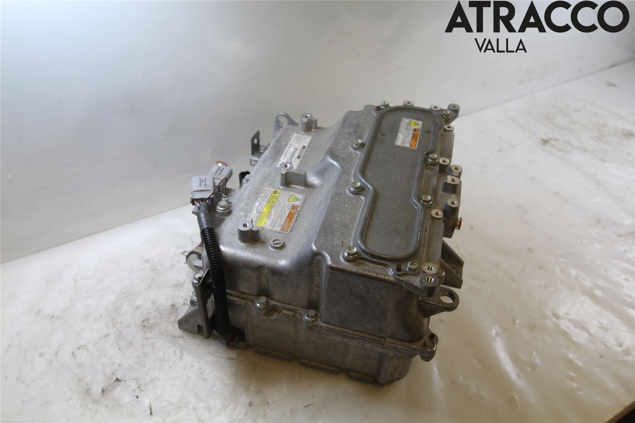 Mitsubishi OUTLANDER 13-21 Hybridconverter