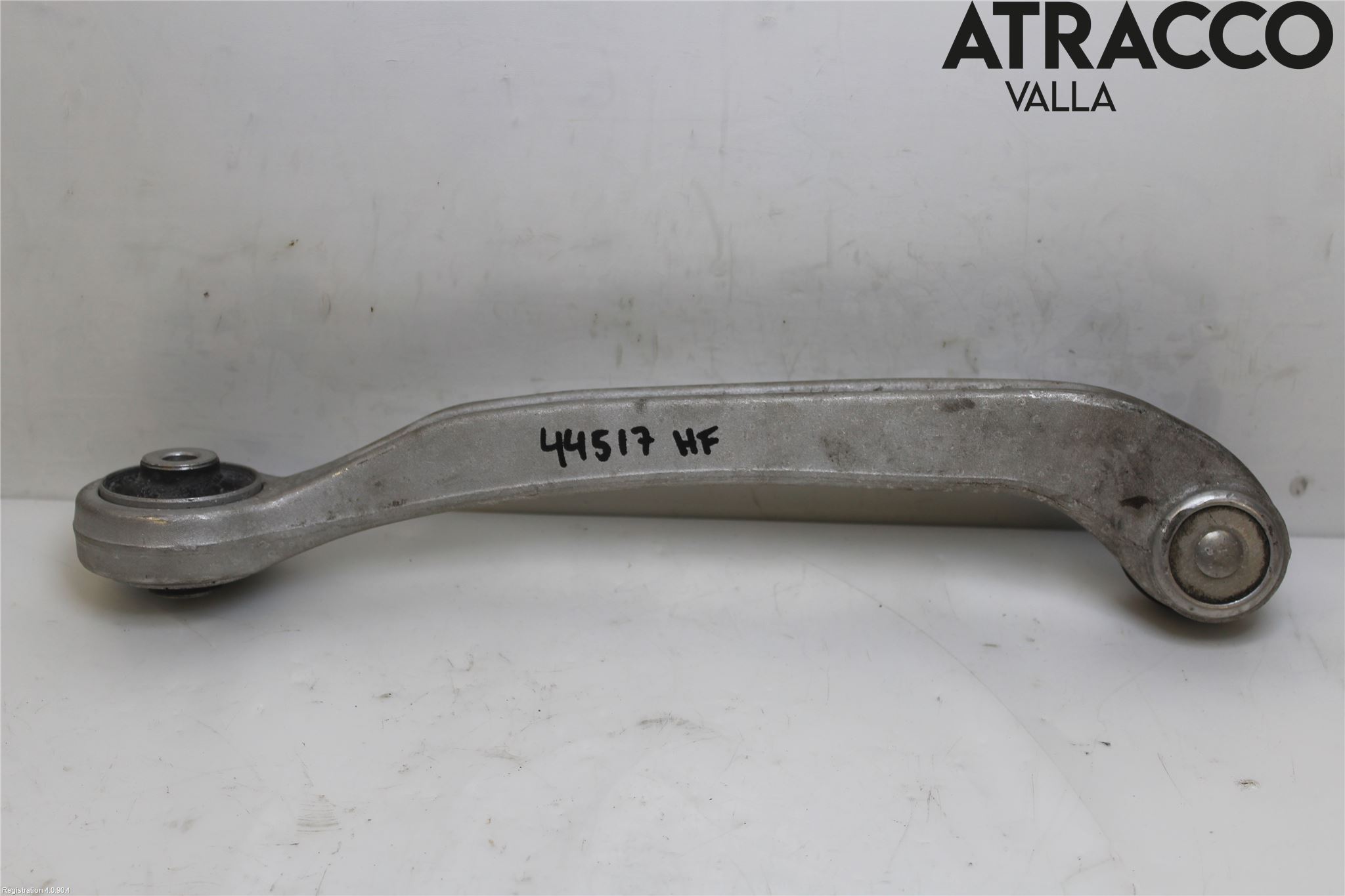 Audi A6/S6     05-11 Bärarm Fram Övre Hö
