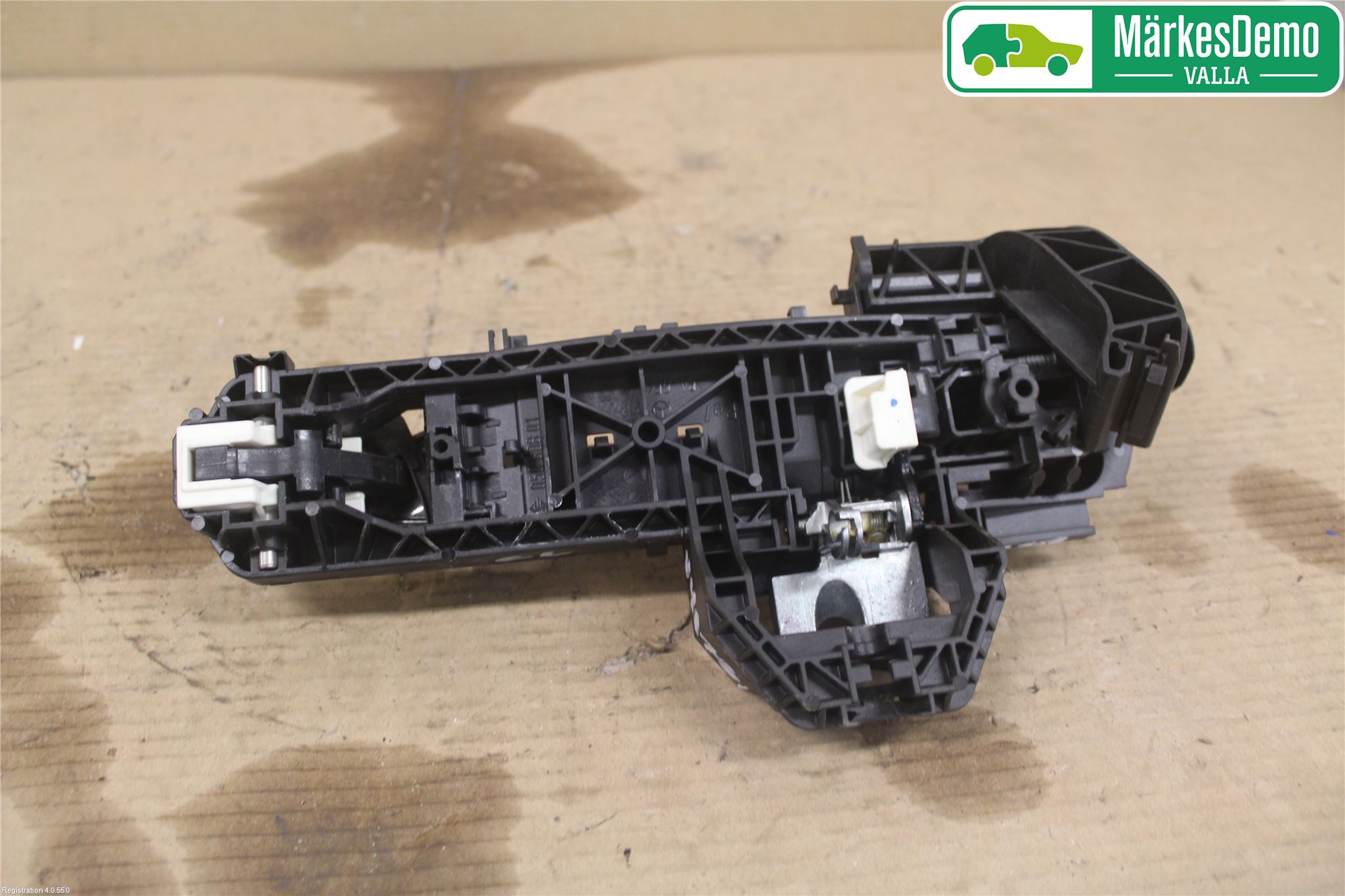 Mercedes-Benz MB C-KLASS (W204) 07-15 Dörrhandtag Yttre Hö