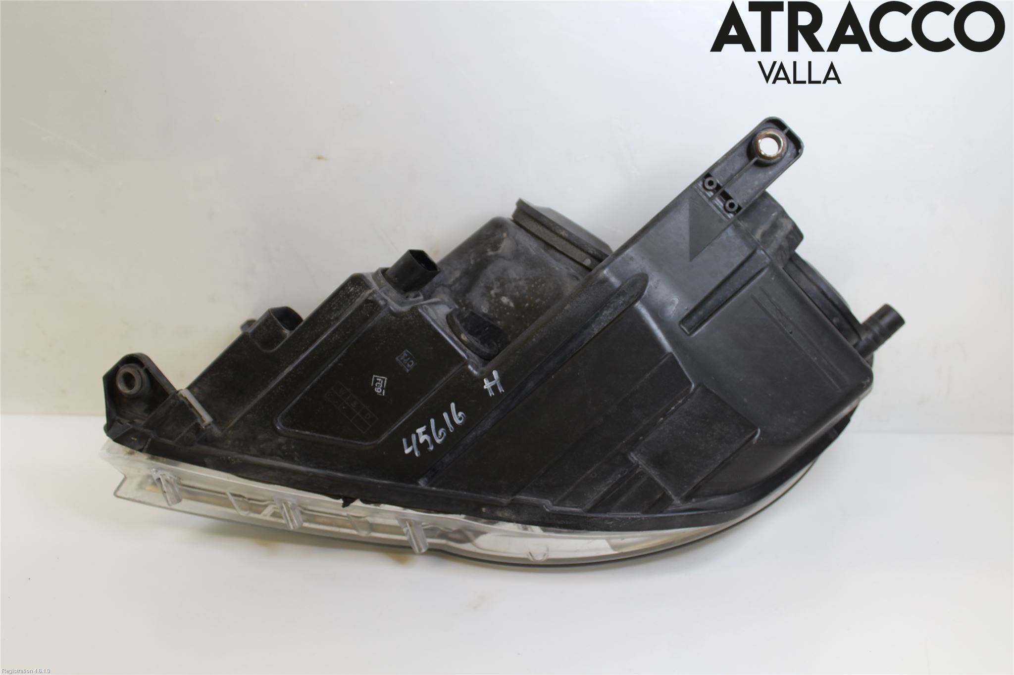 Volkswagen VW TIGUAN 07-16 Strålkastare Höger