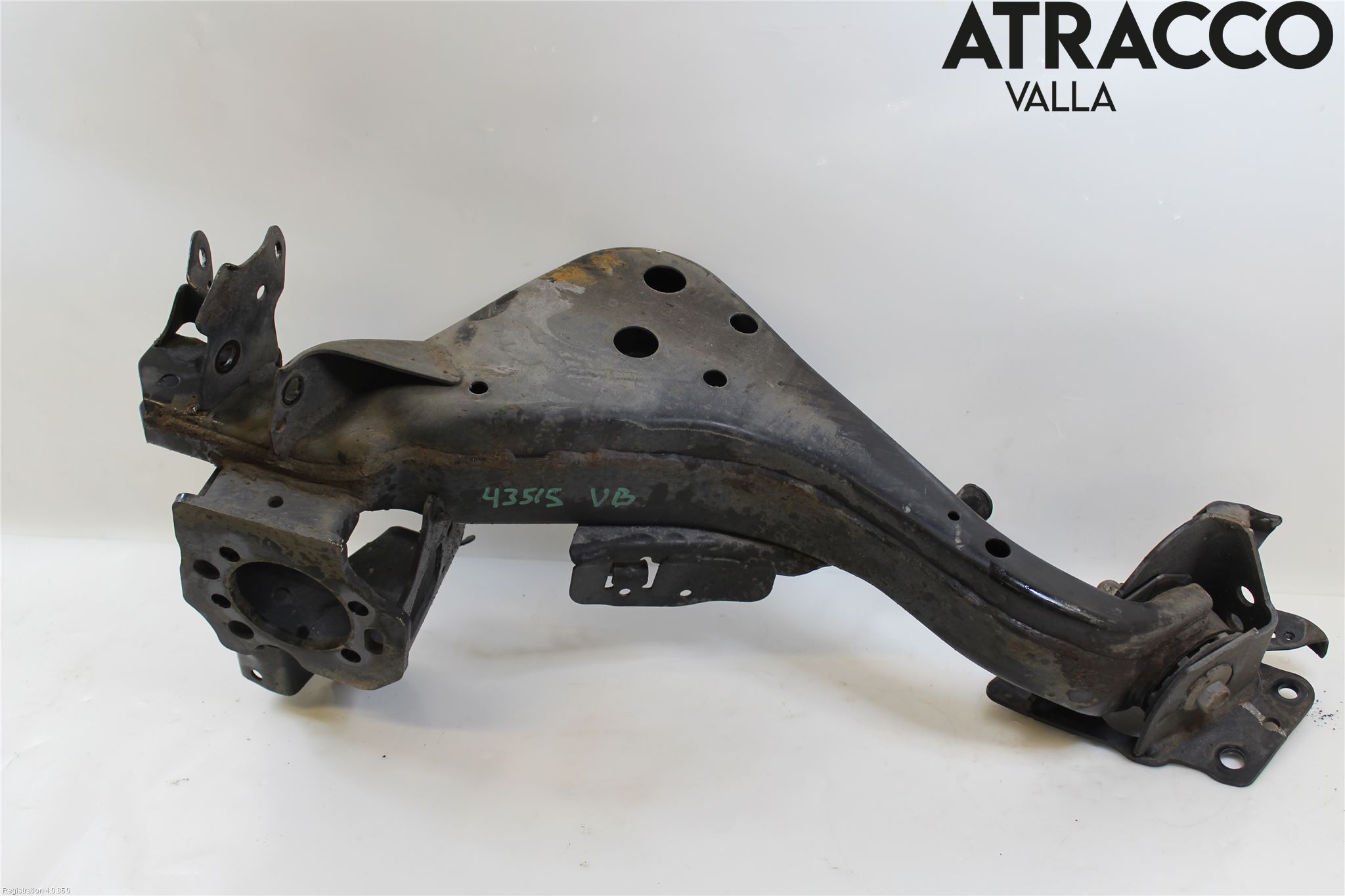 Nissan X-TRAIL 14-21 Bärarm Bak Vänster