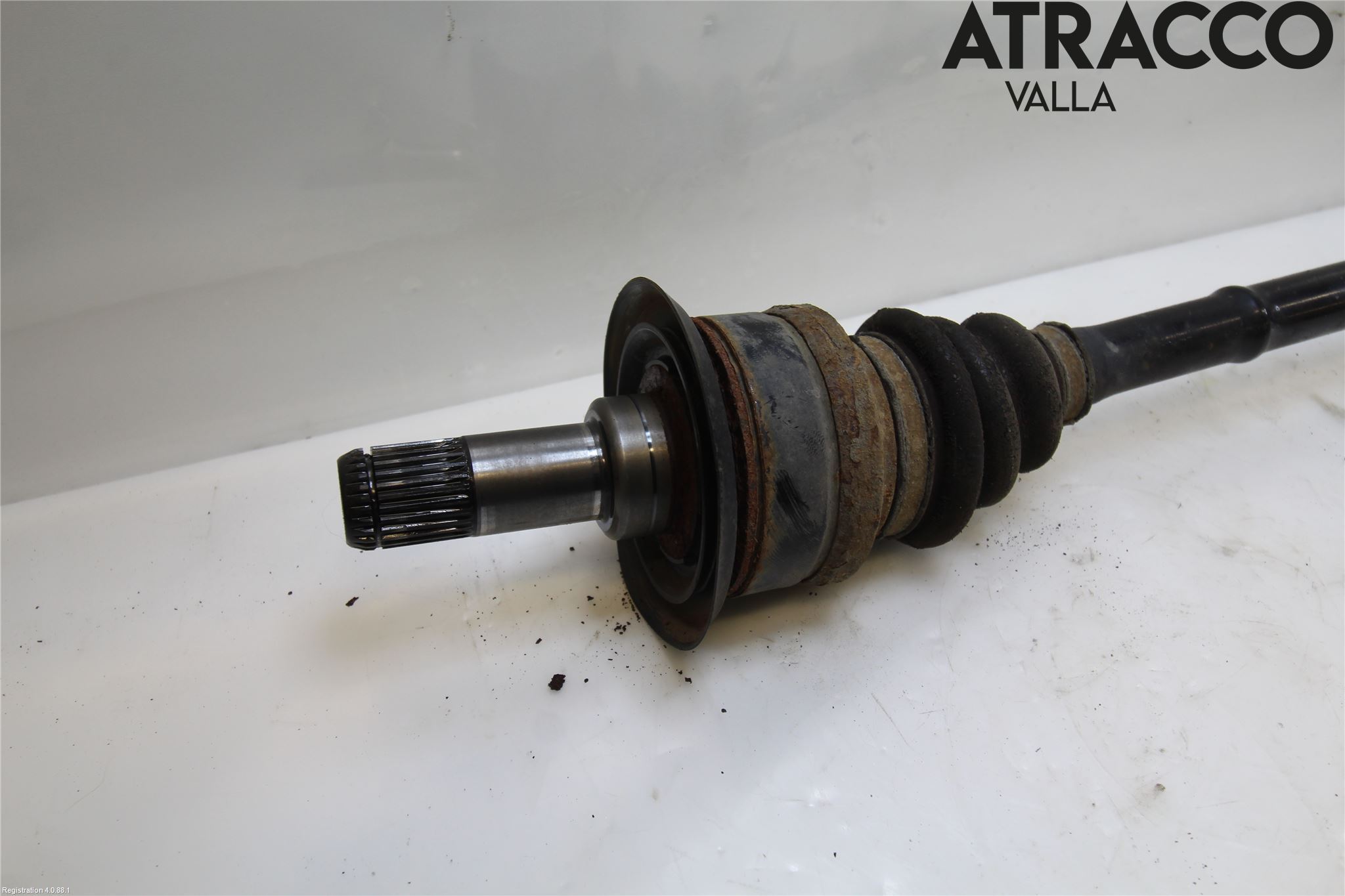 BMW 3 F30/F31/F80 12-19 Drivaxel Bak Vänster