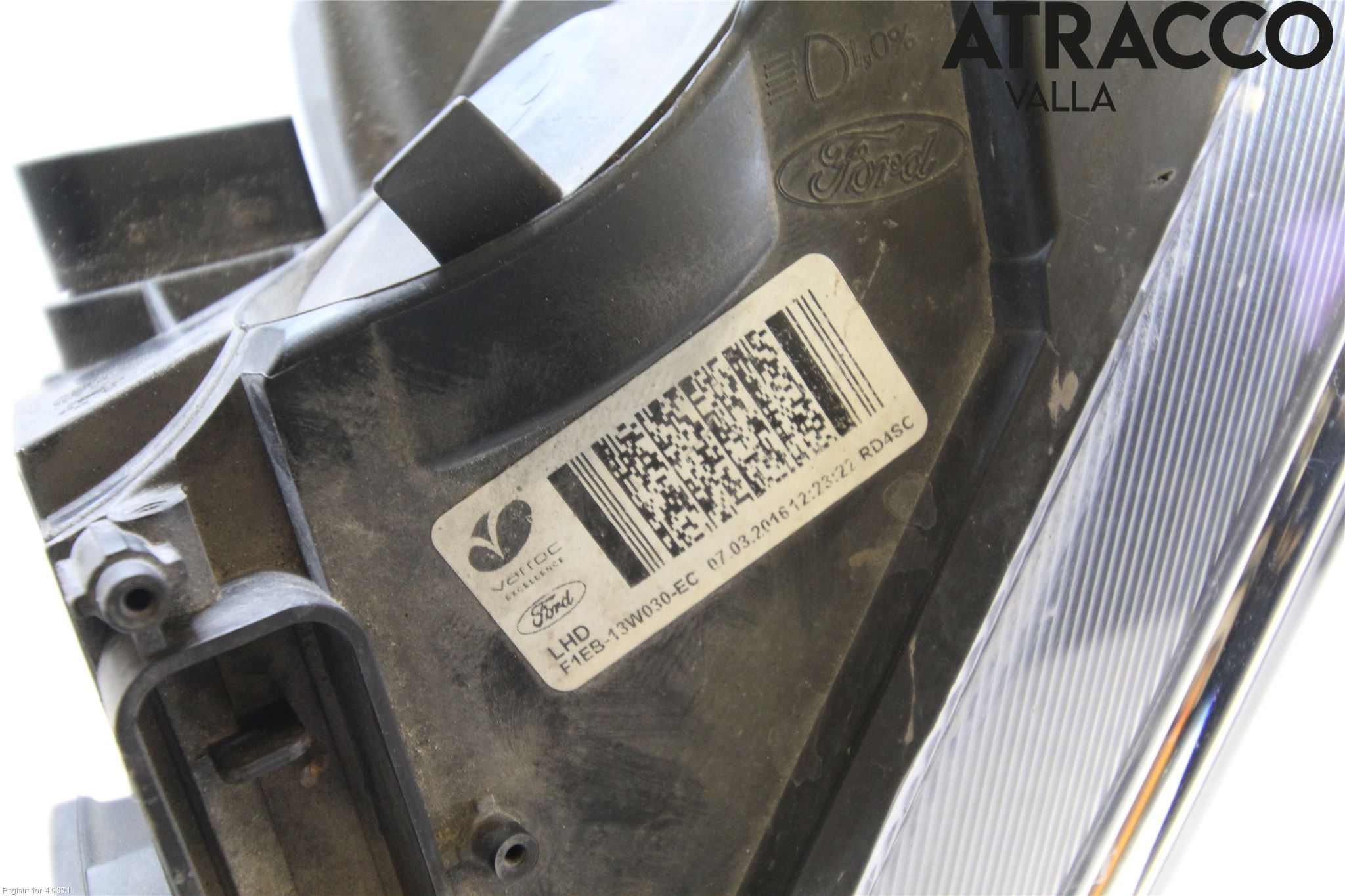 Ford FOCUS 15-18 Strålkastare Vänster