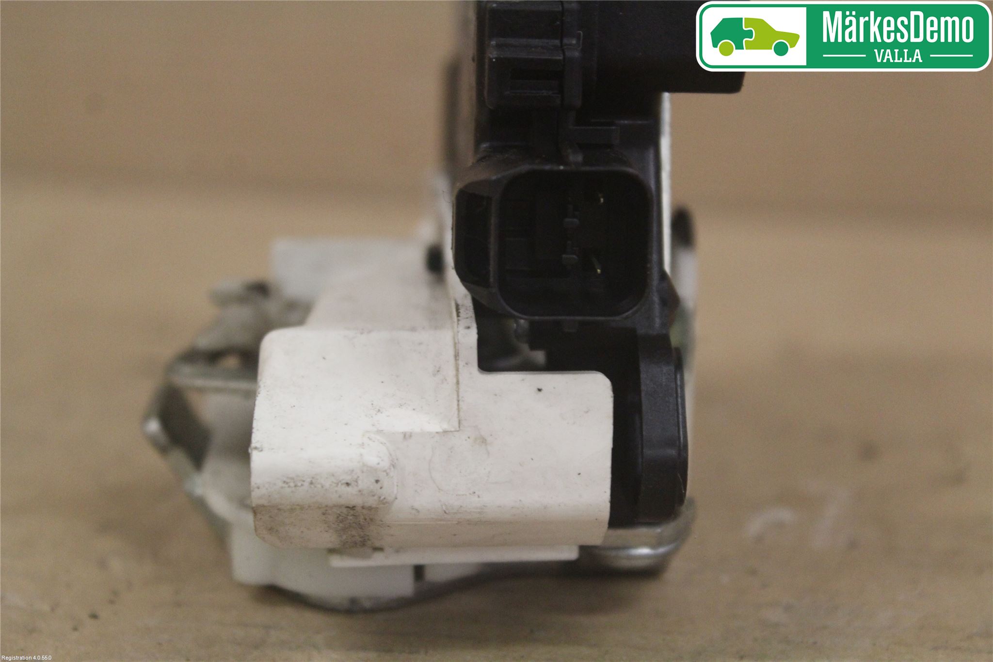 Mitsubishi OUTLANDER 07-12 Låskista-Dörrlås