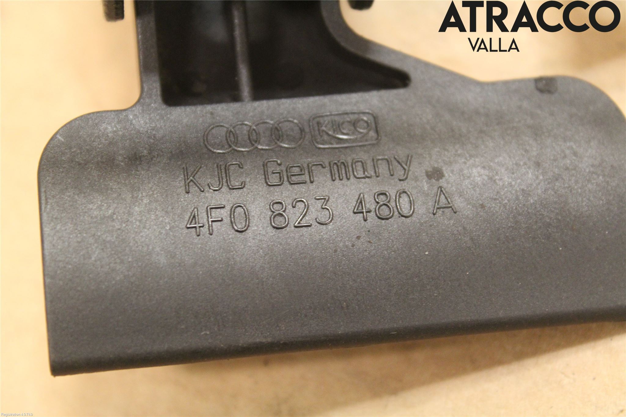 Audi A6/S6     05-11 Huv Spärr