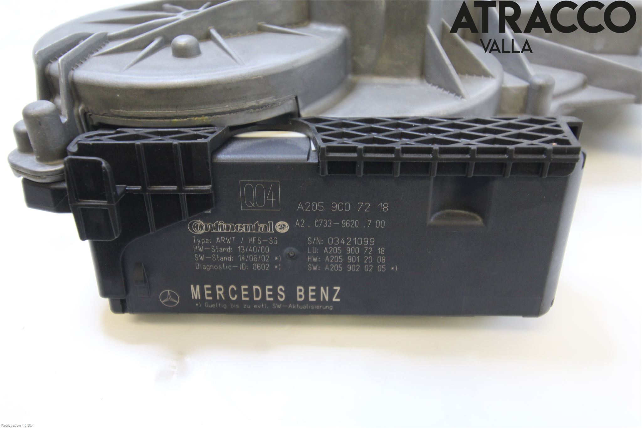 Mercedes-Benz MB C-KLASS (W205) 14-21 Bakluckeöppnare Automatisk