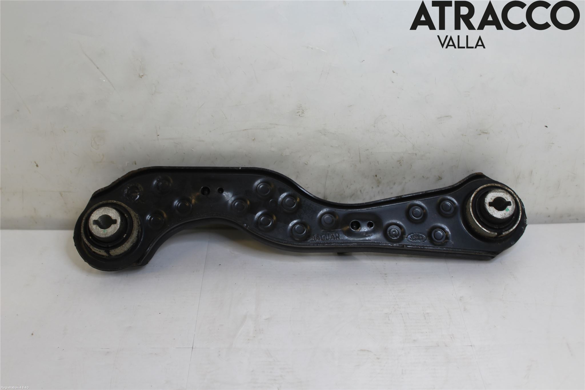 Jaguar F-PACE Bärarm Bak Övre Vänster