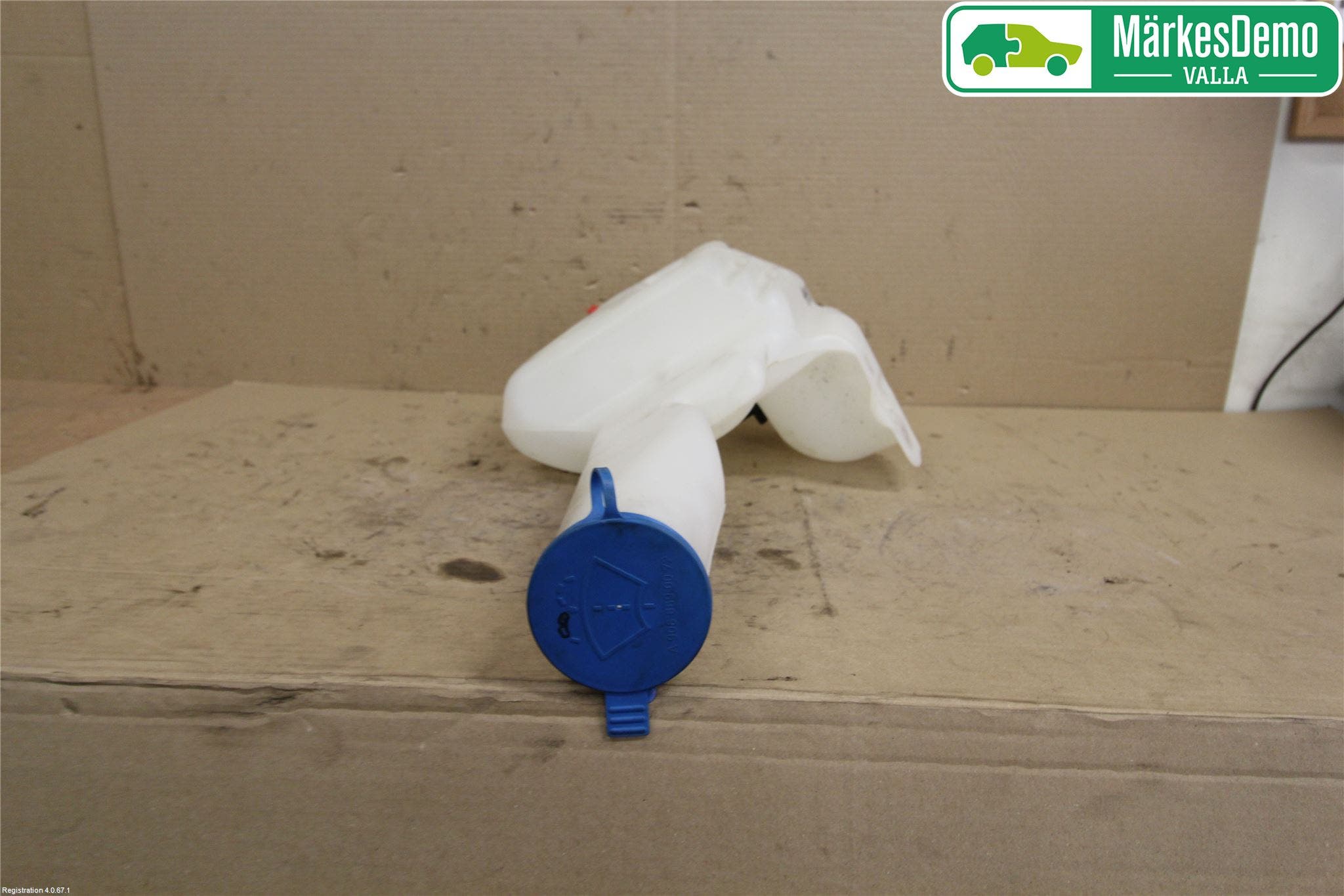 Mercedes-Benz MB SPRINTER (W906) 06-18 Spolartank Vindruta-Strål