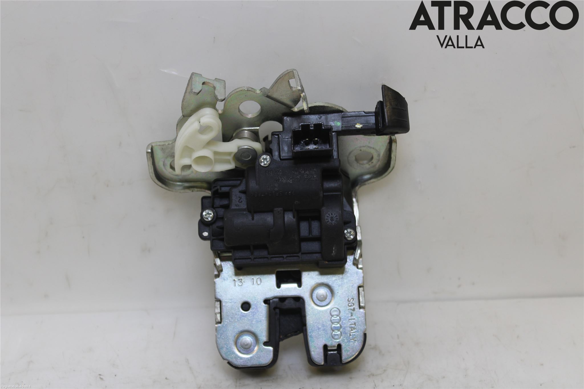 Audi A8/S8 4H 10-17 Låskista Baklucka