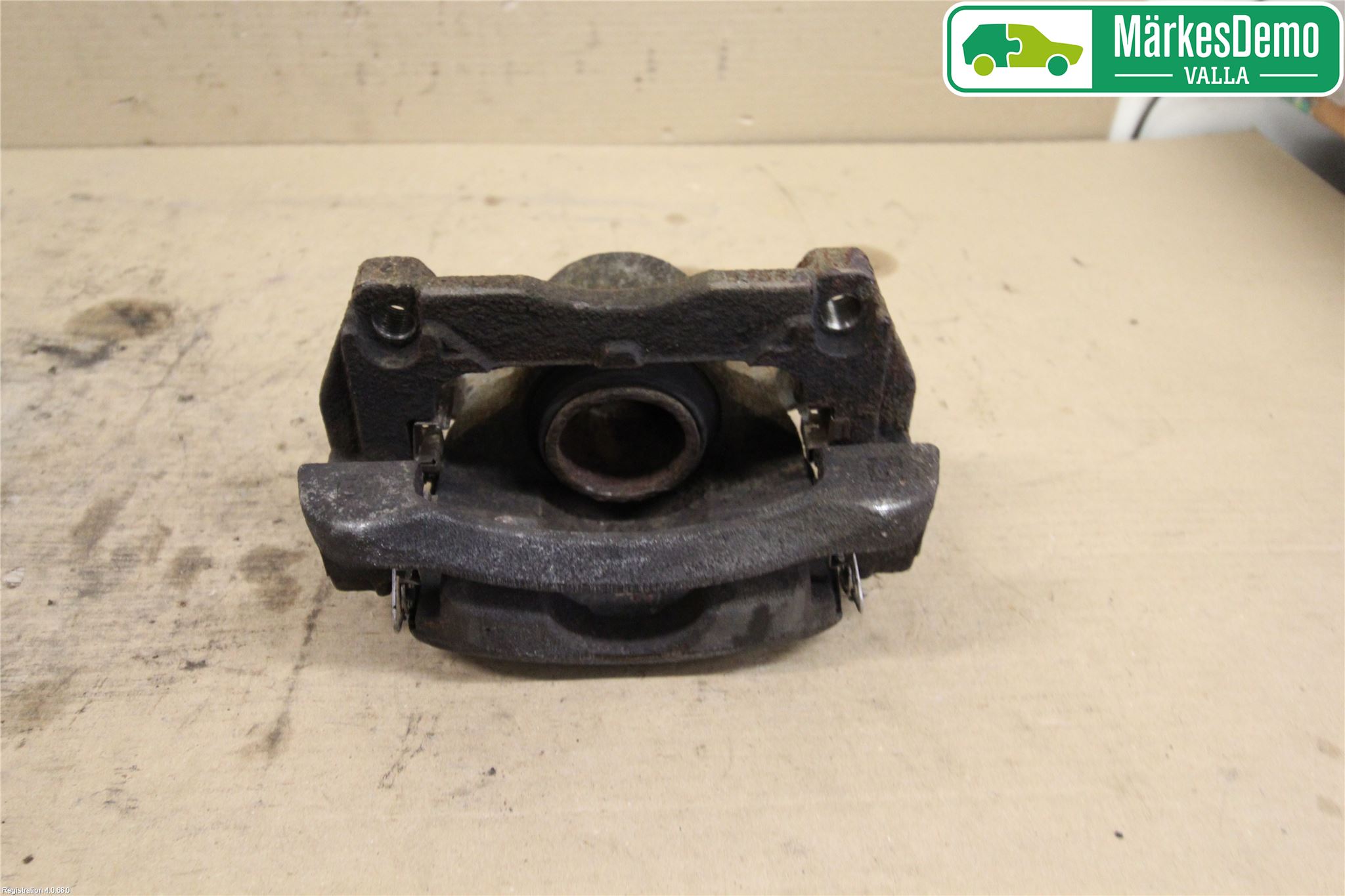 Nissan QASHQAI 14-17 Bromsok Fram Vänster