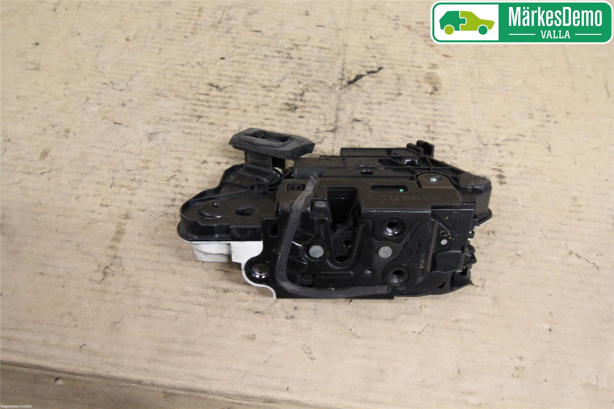 Volkswagen VW POLO 10-17 Låskista-Dörrlås