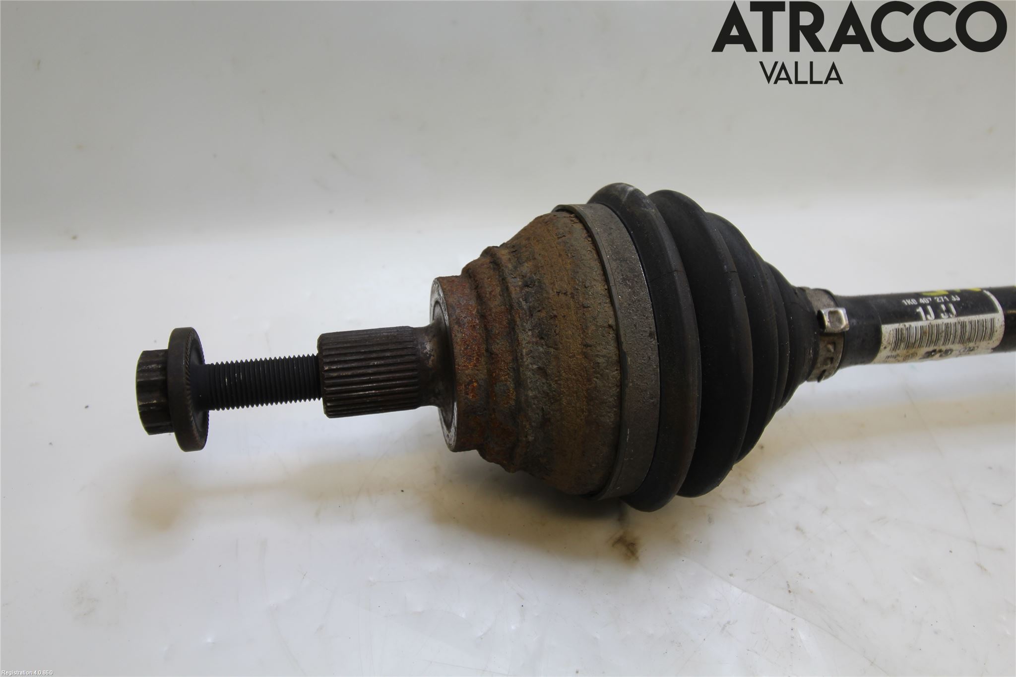 Volkswagen VW PASSAT 05-11 Drivaxel Fram Vänster