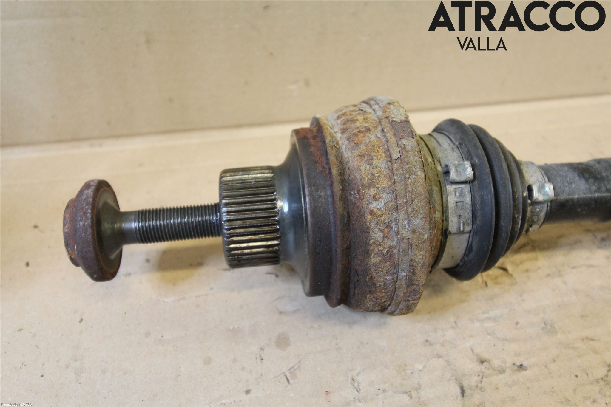 Audi A6 ALLROAD 12-18 Drivaxel Bak Vänster