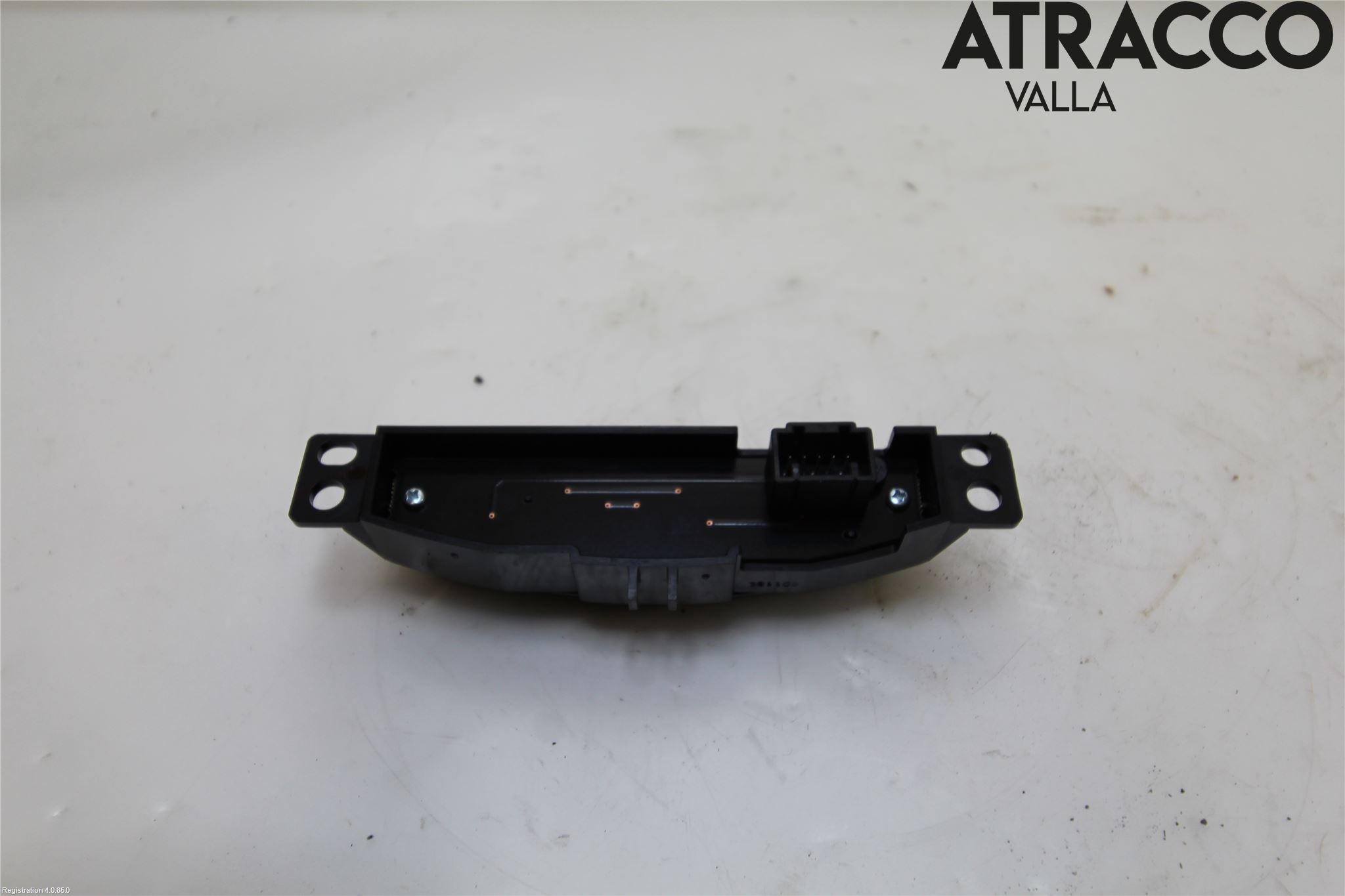 Nissan X-TRAIL 14-21 Strömställare Övrigt
