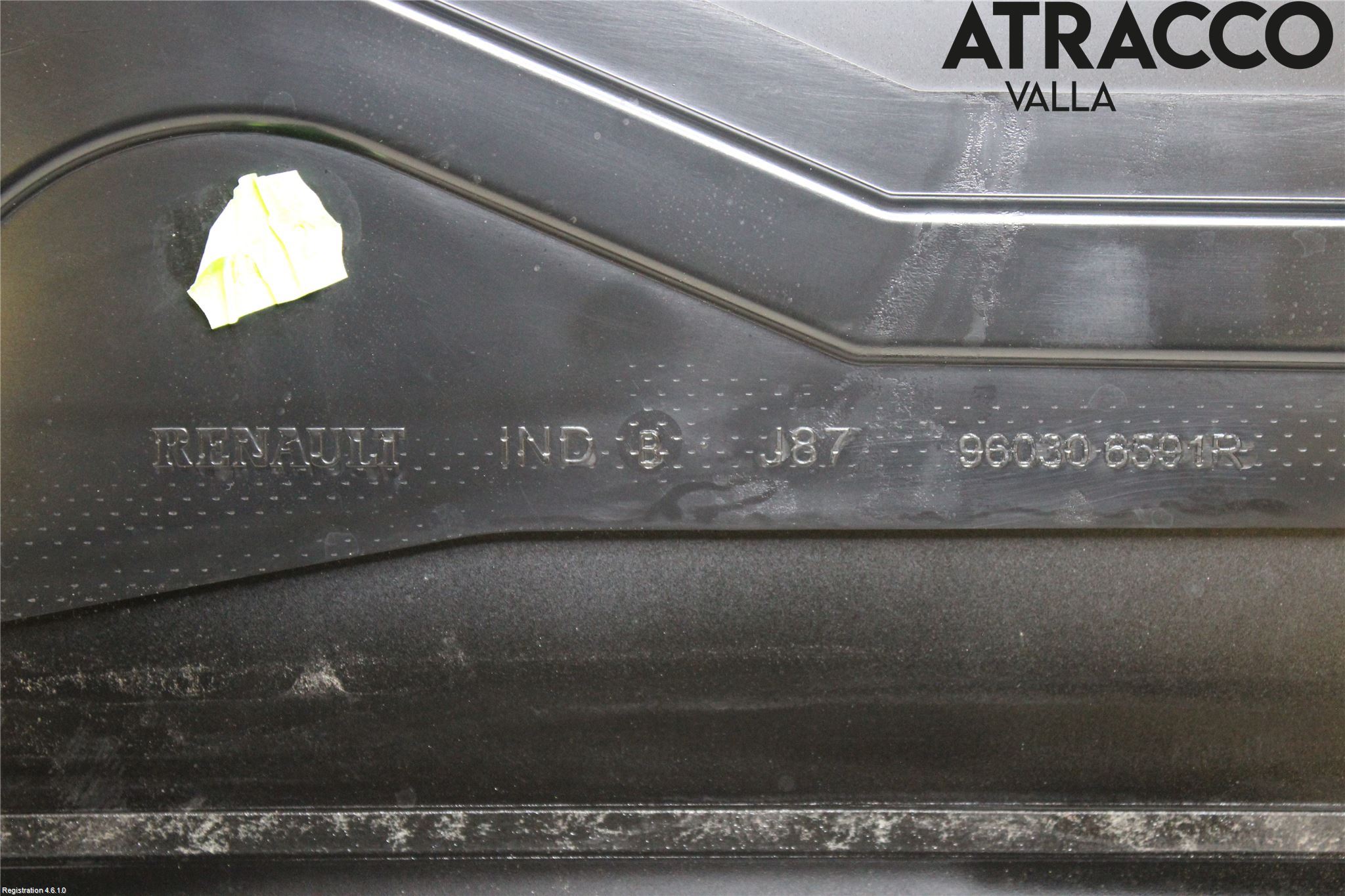 Renault CAPTUR 20-24 Spoiler Baklucka