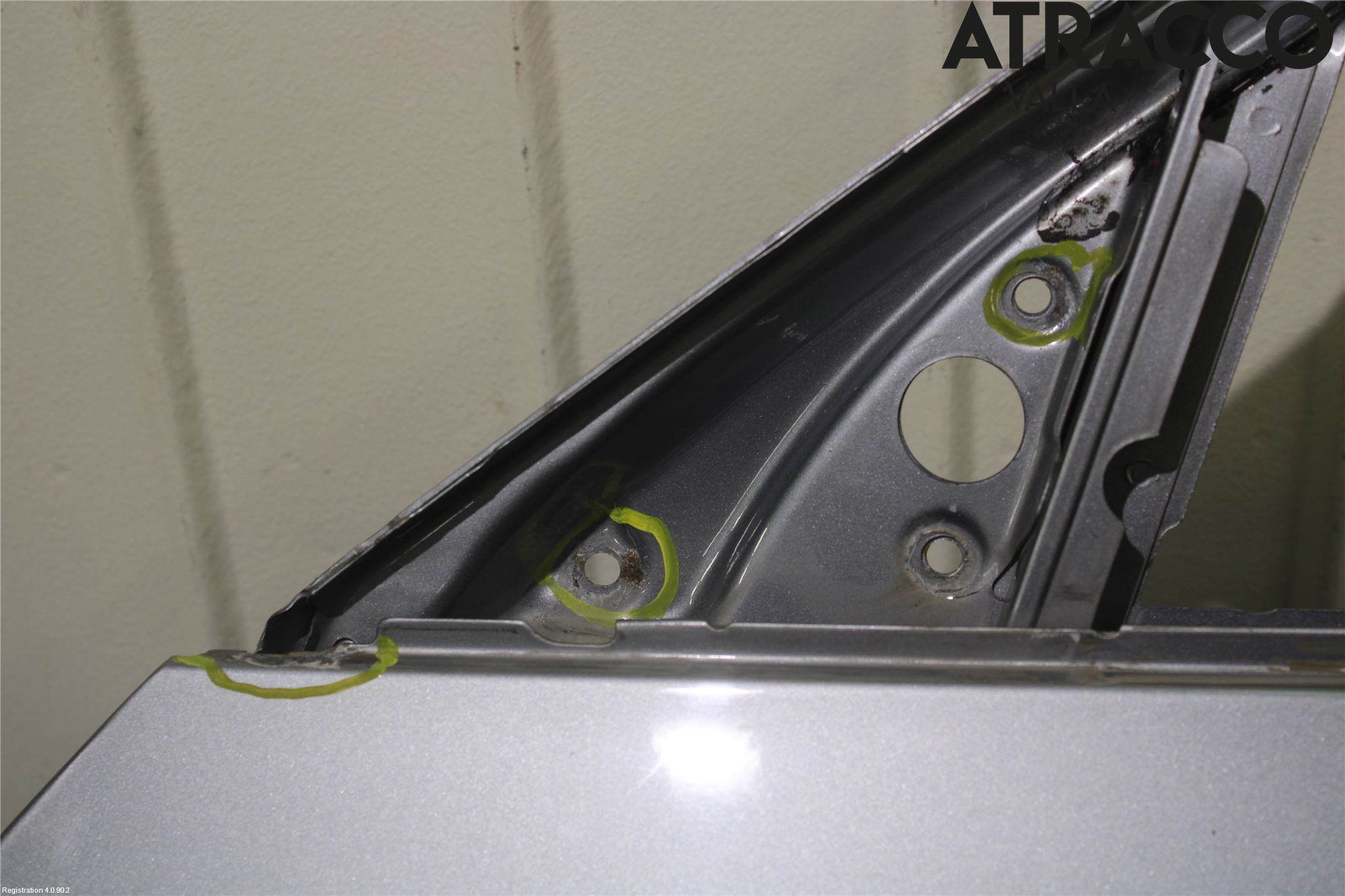 BMW 5 E60/61 Sed/Tou 02-10 Dörr Fram Vänster