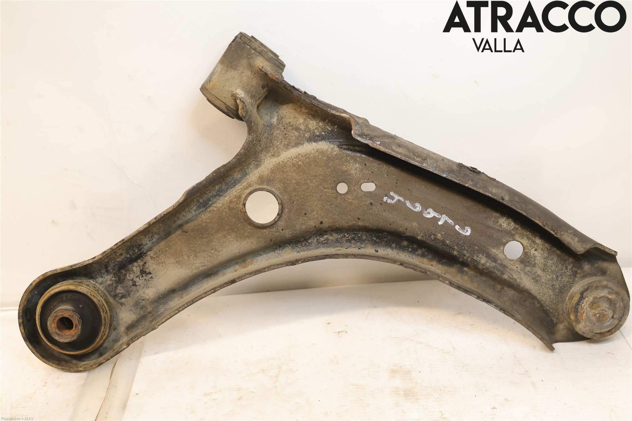 Suzuki VITARA 15- Bärarm Fram Undre Vä