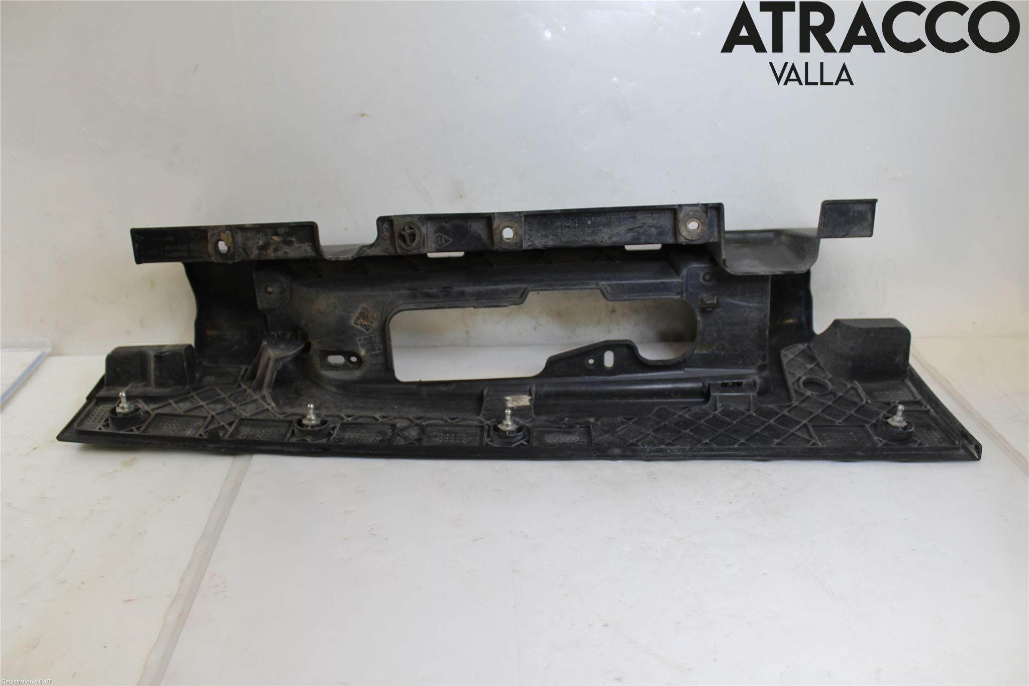 Opel VIVARO 15-19 Bakljussarg