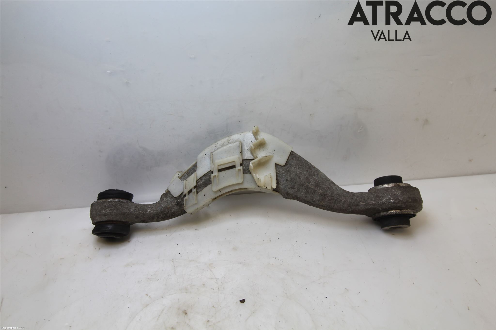 BMW 5 G30/G31/F90 17-23 Bärarm Bak Övre Höger
