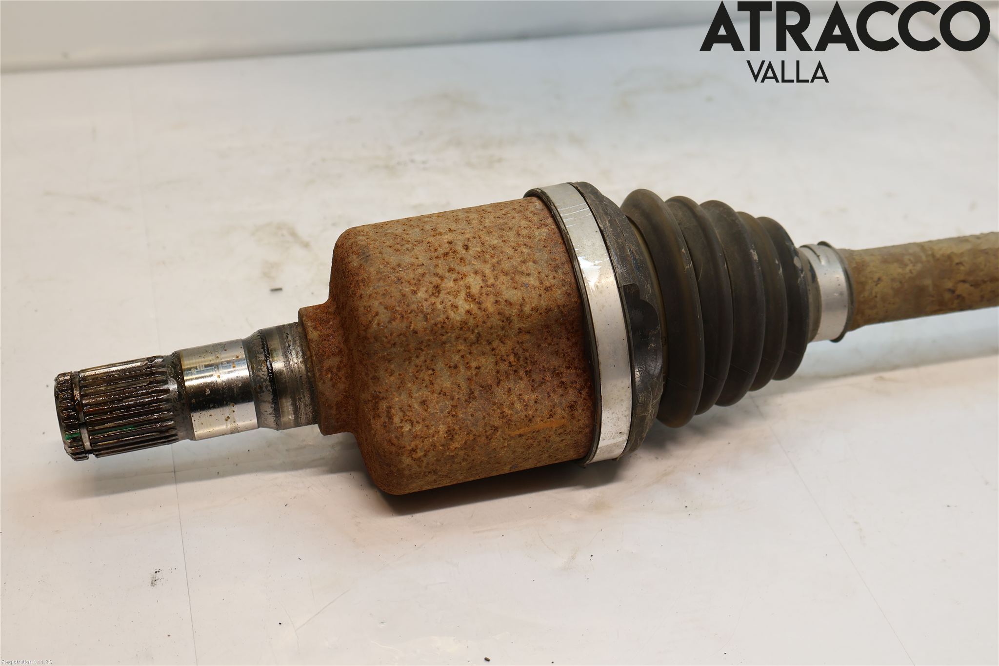 Ford TRANSIT/TOURNEO CONNECT 13-22 Drivaxel Fram Vänster