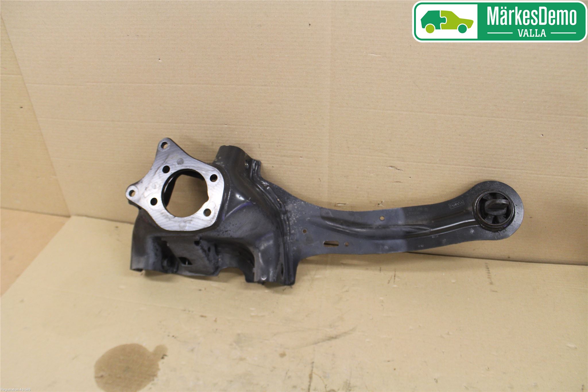 Volvo V40 12-19 Bärarm Bak Höger