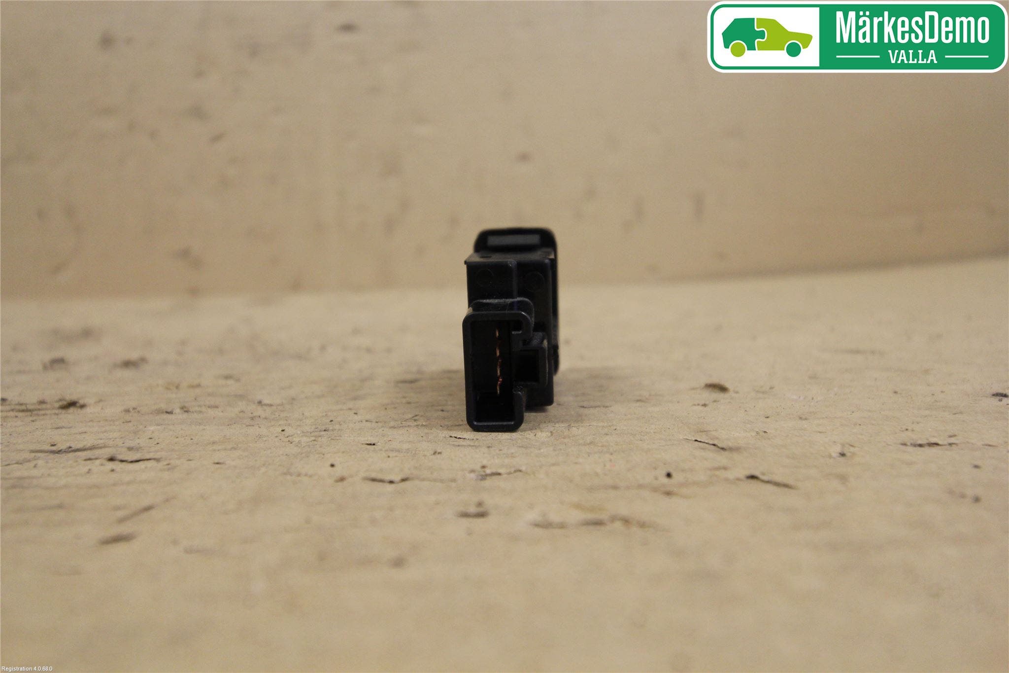 Lexus IS 220d/250/350 06-13 Strömställare Strålkastartork