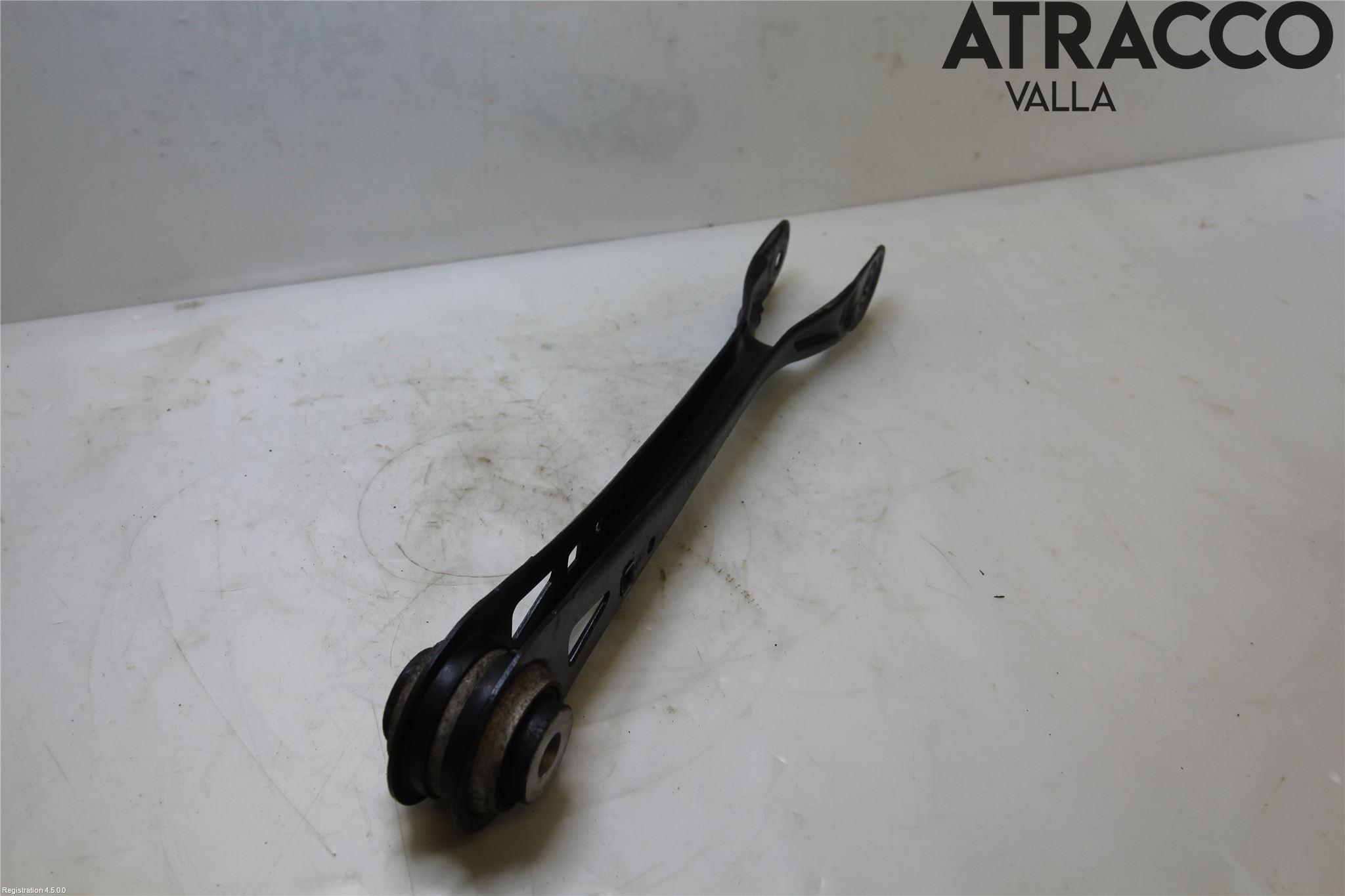 BMW 5 G30/G31/F90 17-23 Bärarm Bak Vä-Hö