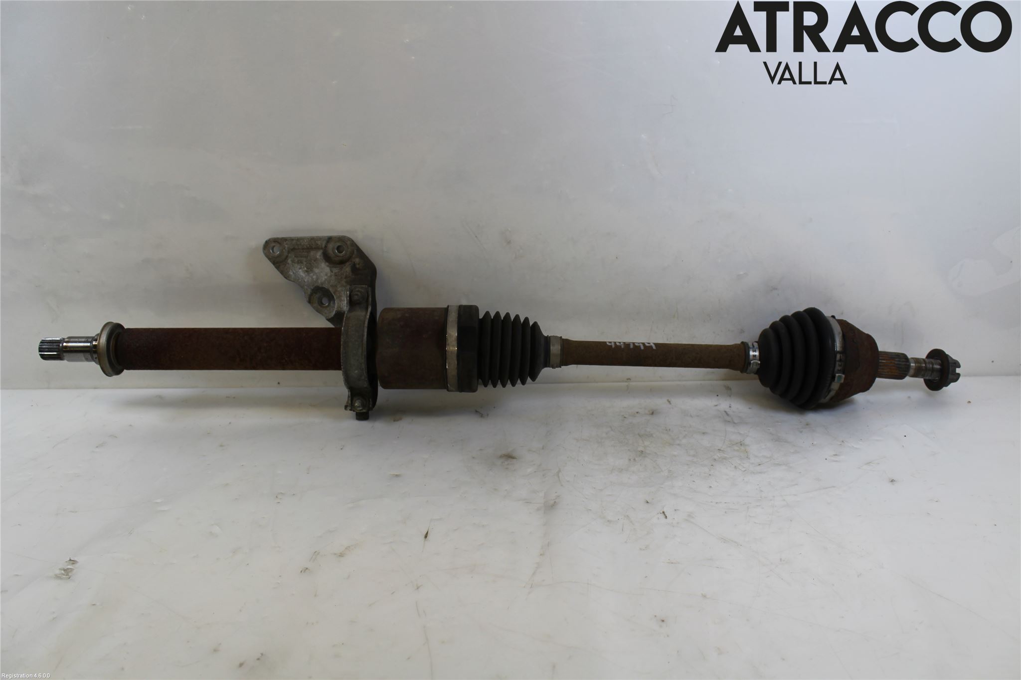 Ford FOCUS 15-18 Drivaxel Fram Höger