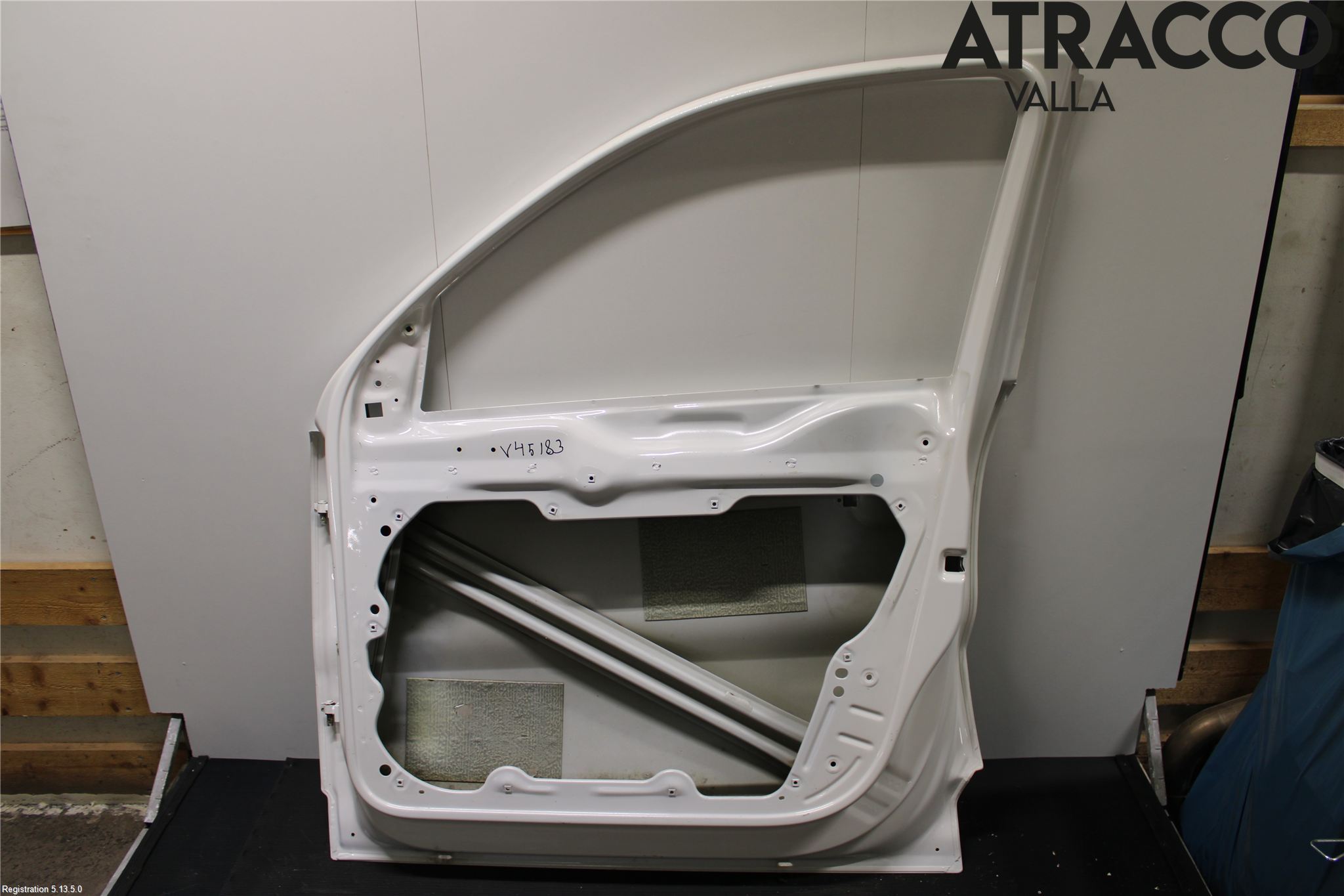 Volkswagen VW TIGUAN 07-16 Dörr Fram Höger