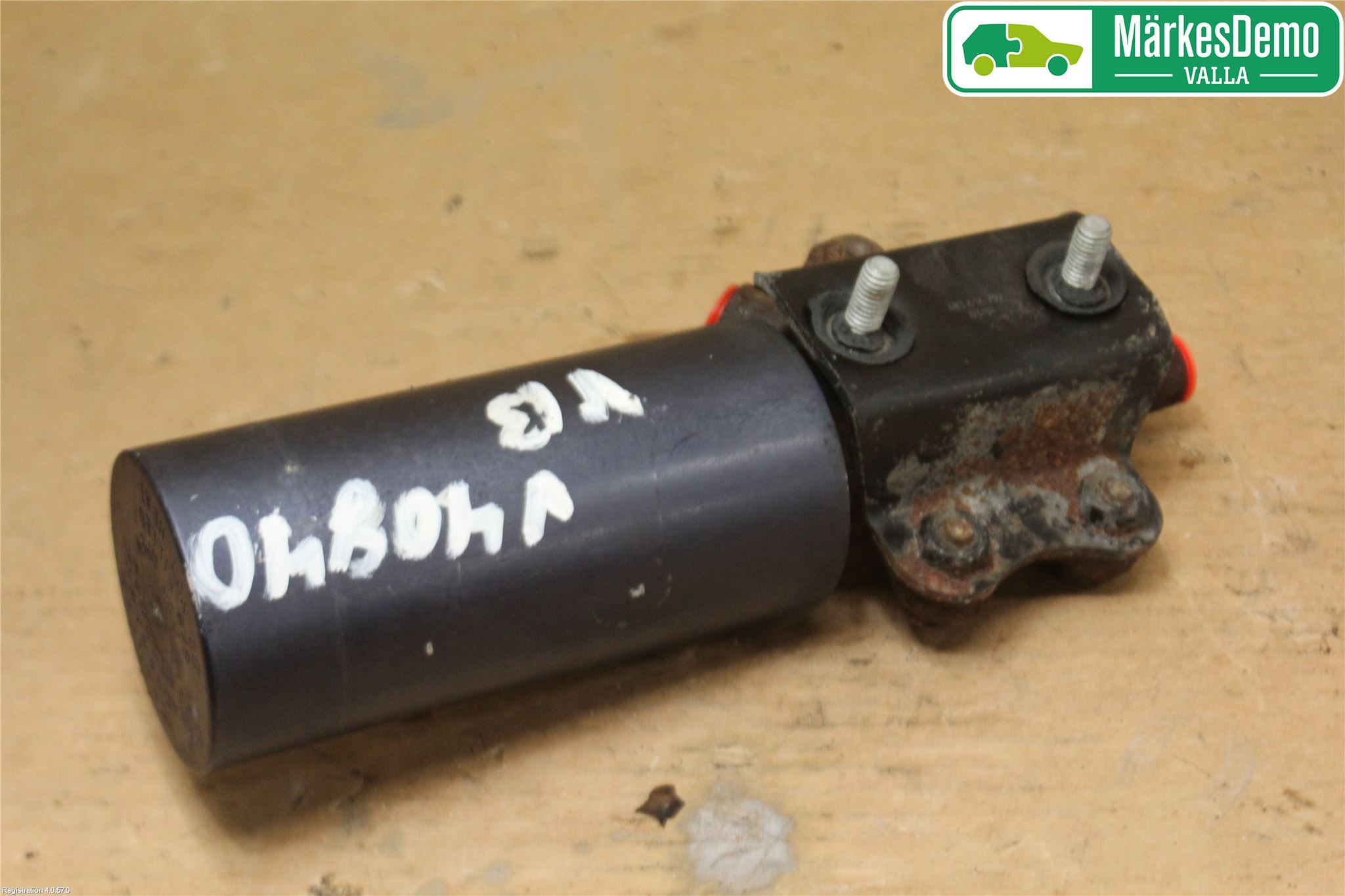 Audi A6/S6     97-05 Fjädr Hydraulklocka Bak