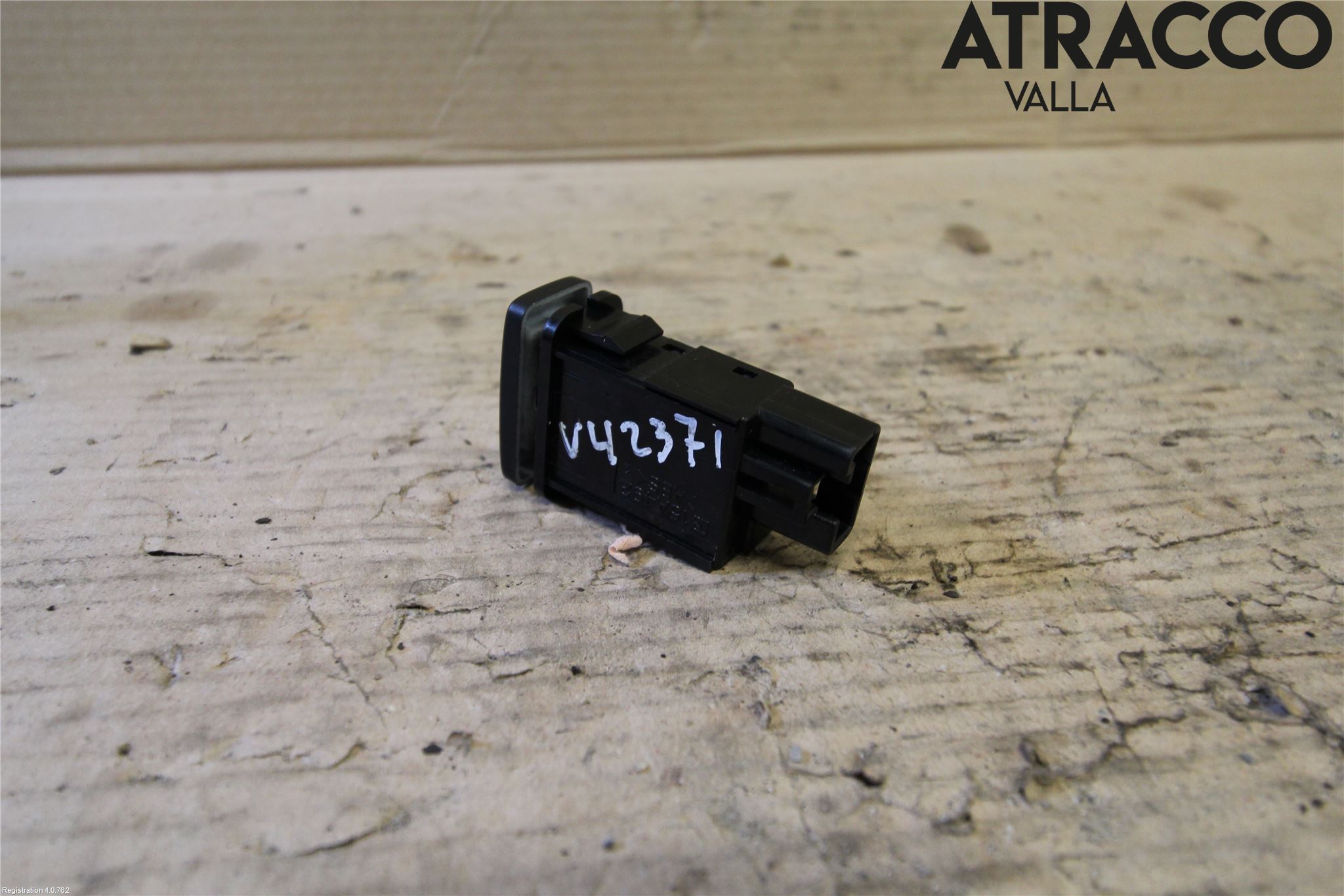 Lexus IS 220d/250/350 06-13 Strömställare Övrigt