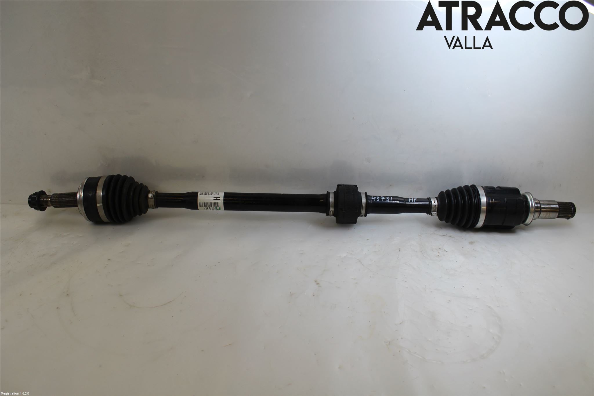Toyota C-HR 16-23 Drivaxel Fram Höger