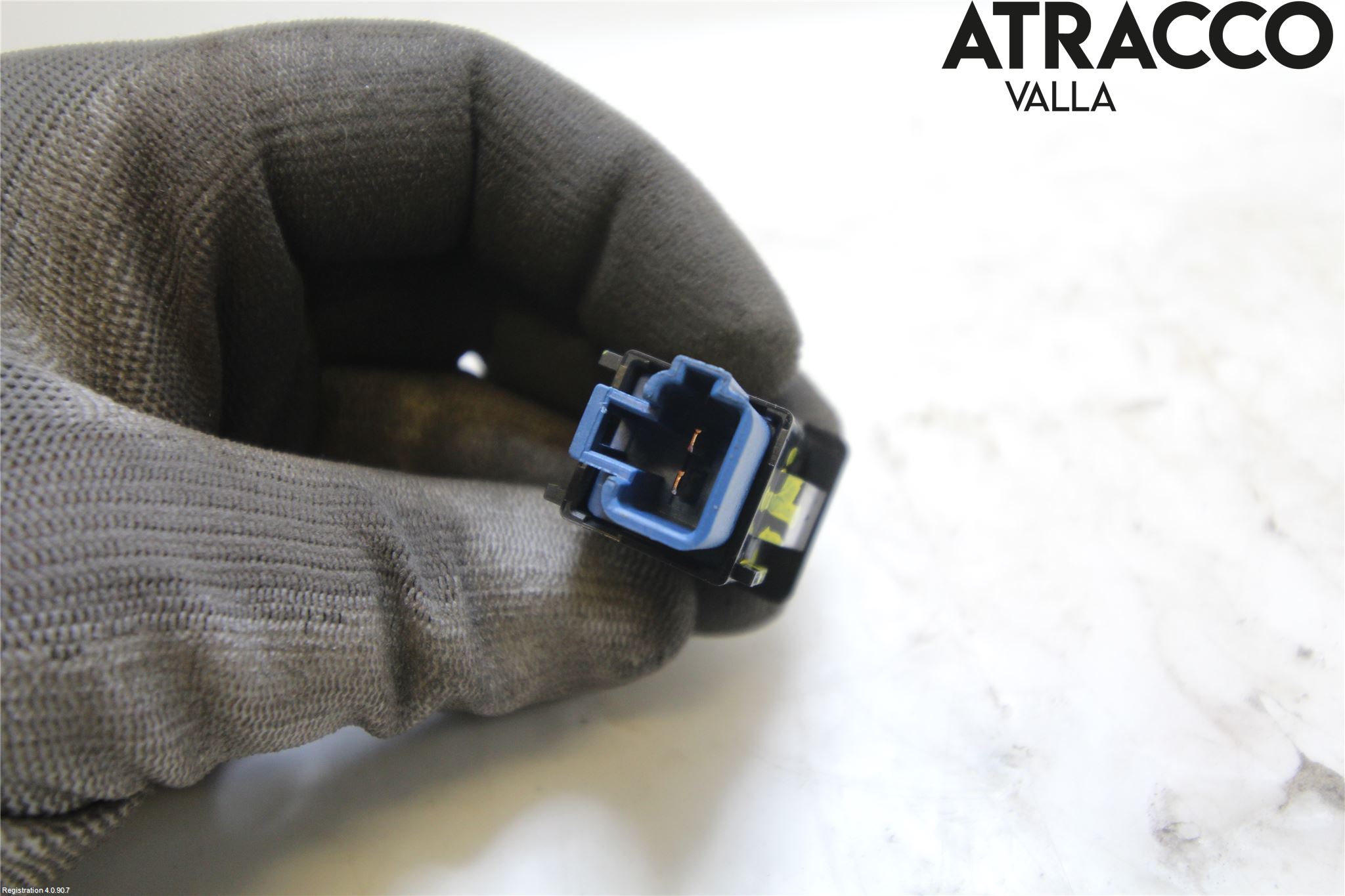 Mitsubishi OUTLANDER 13-21 Strömställare Baklucka