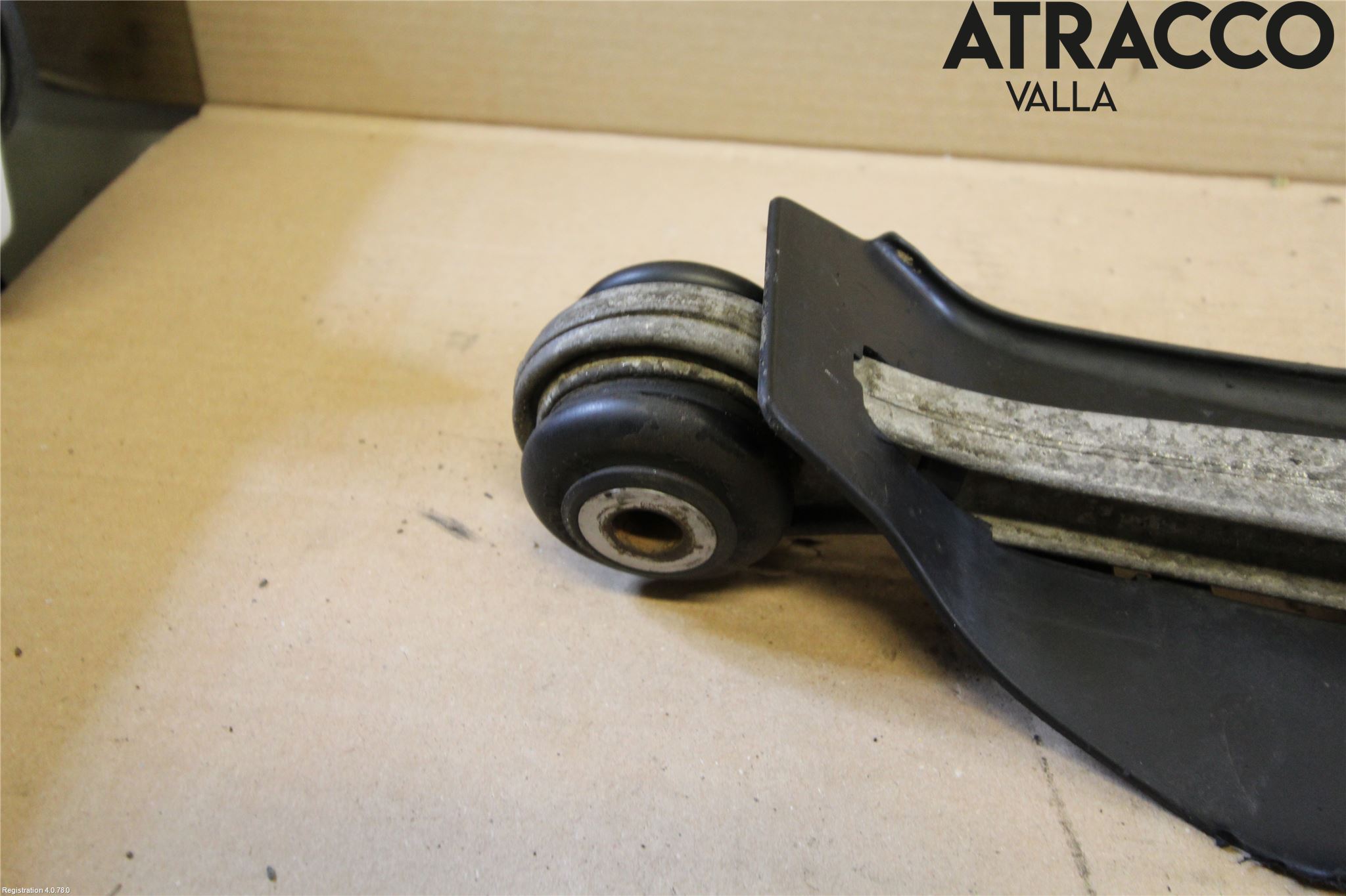 Porsche 911 (996) 98-05 Bärarmsstag Fram Vänster